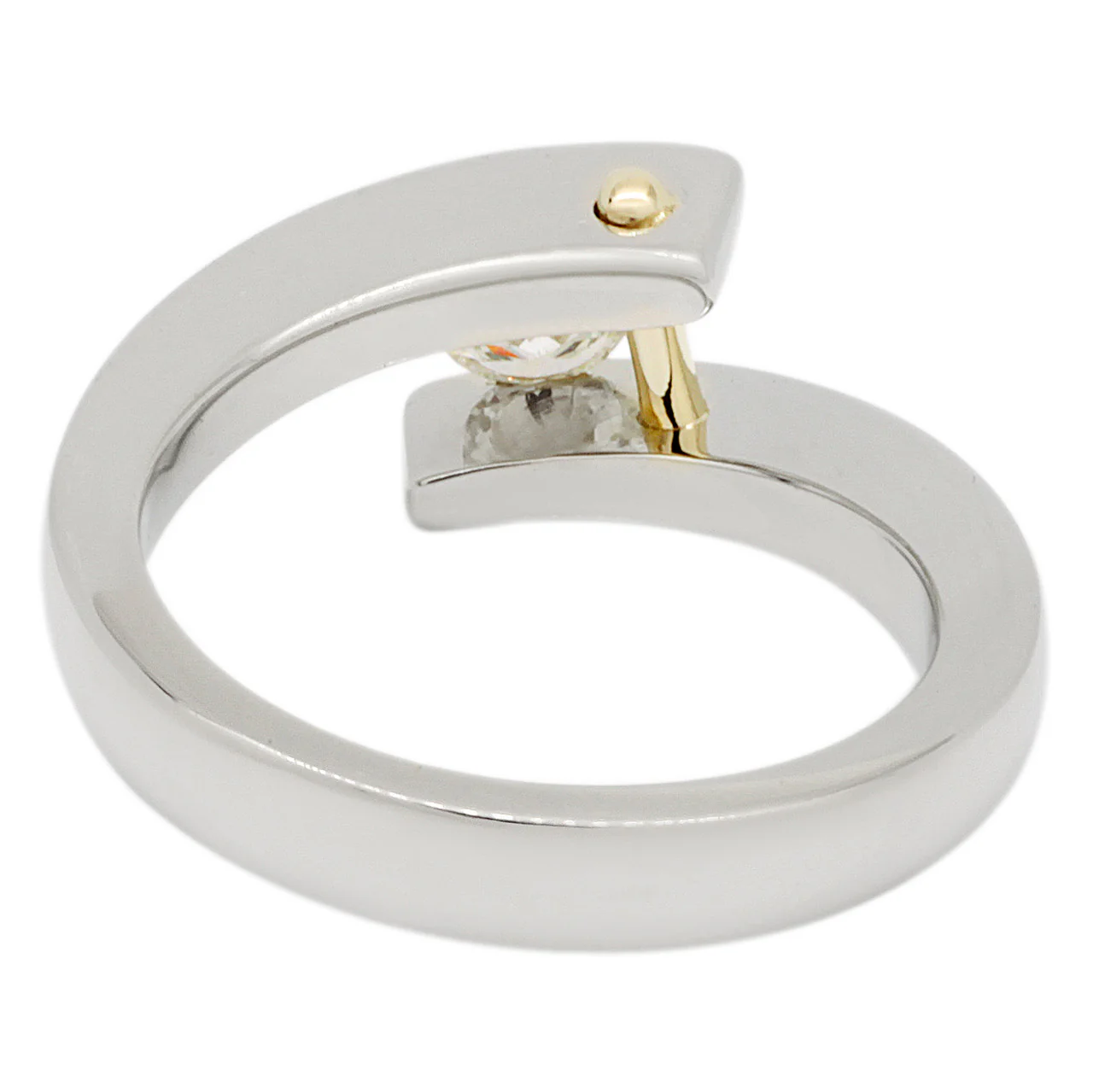 14K White Gold 0.25 Carat Diamond Solitaire Ring - Image 2