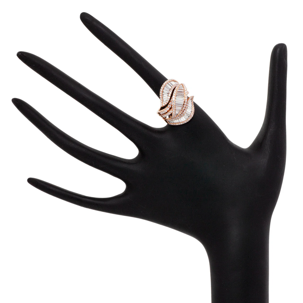 18K Rose Gold 3.35 Carat Baguette Diamond Ring - Image 2