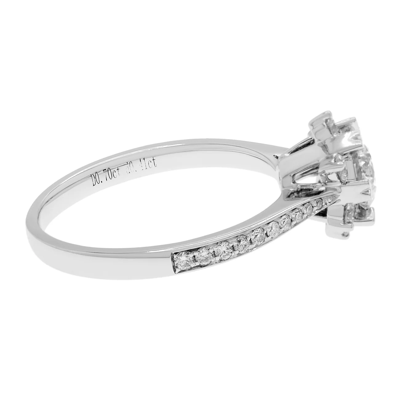 18K White Gold 0.70 Carat Diamond Ring - Image 2