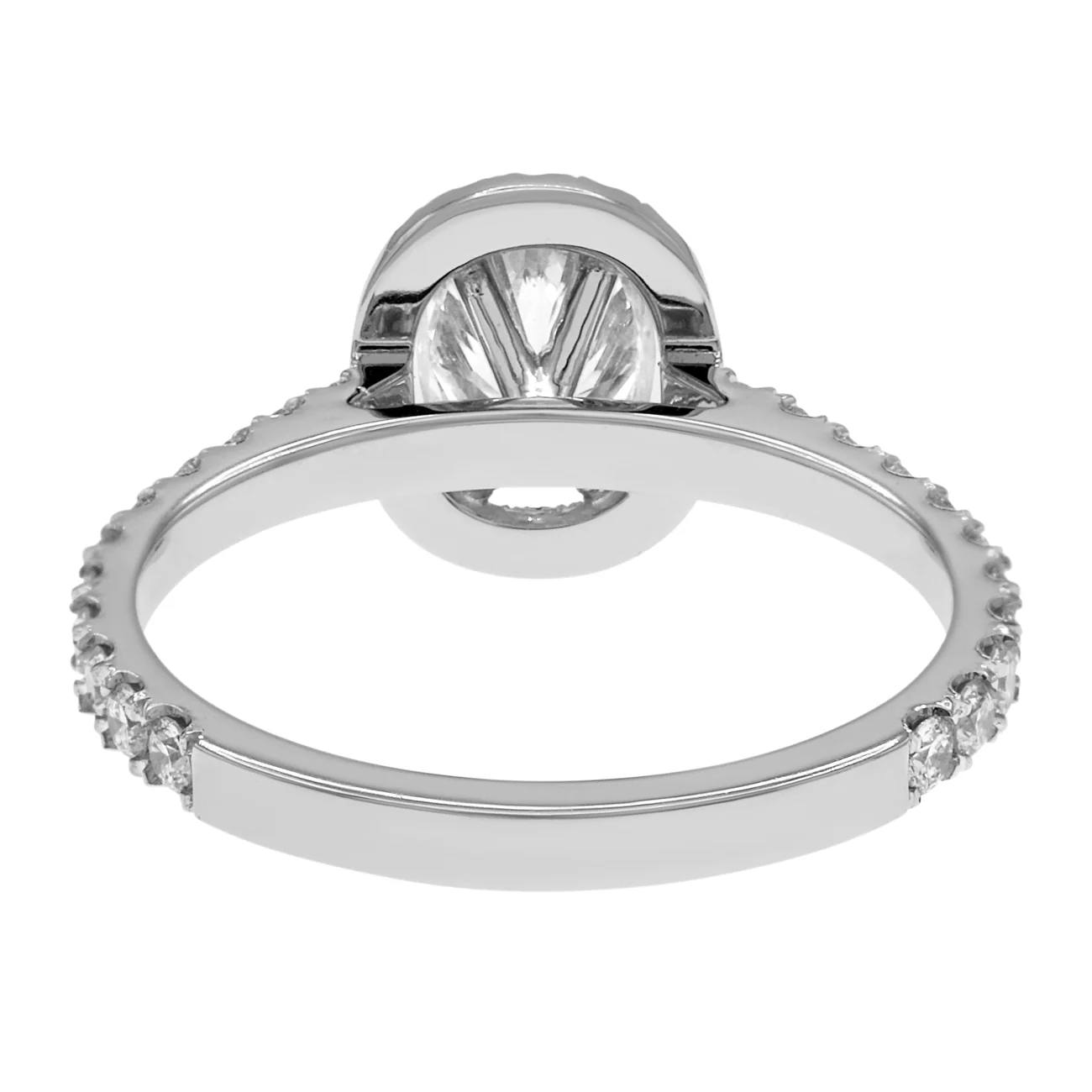 18K White Gold 0.75 Carat Oval Diamond Halo Ring - Image 3
