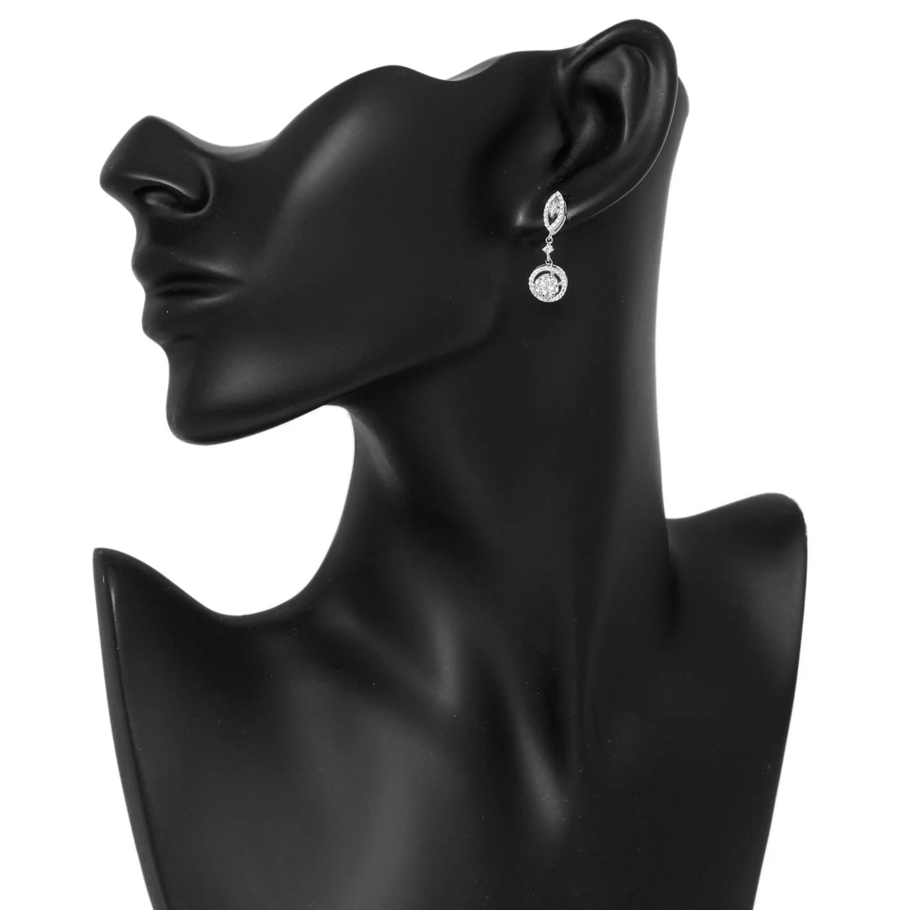 18K White Gold 0.82 Carat Diamond Drop Earrings - Image 3