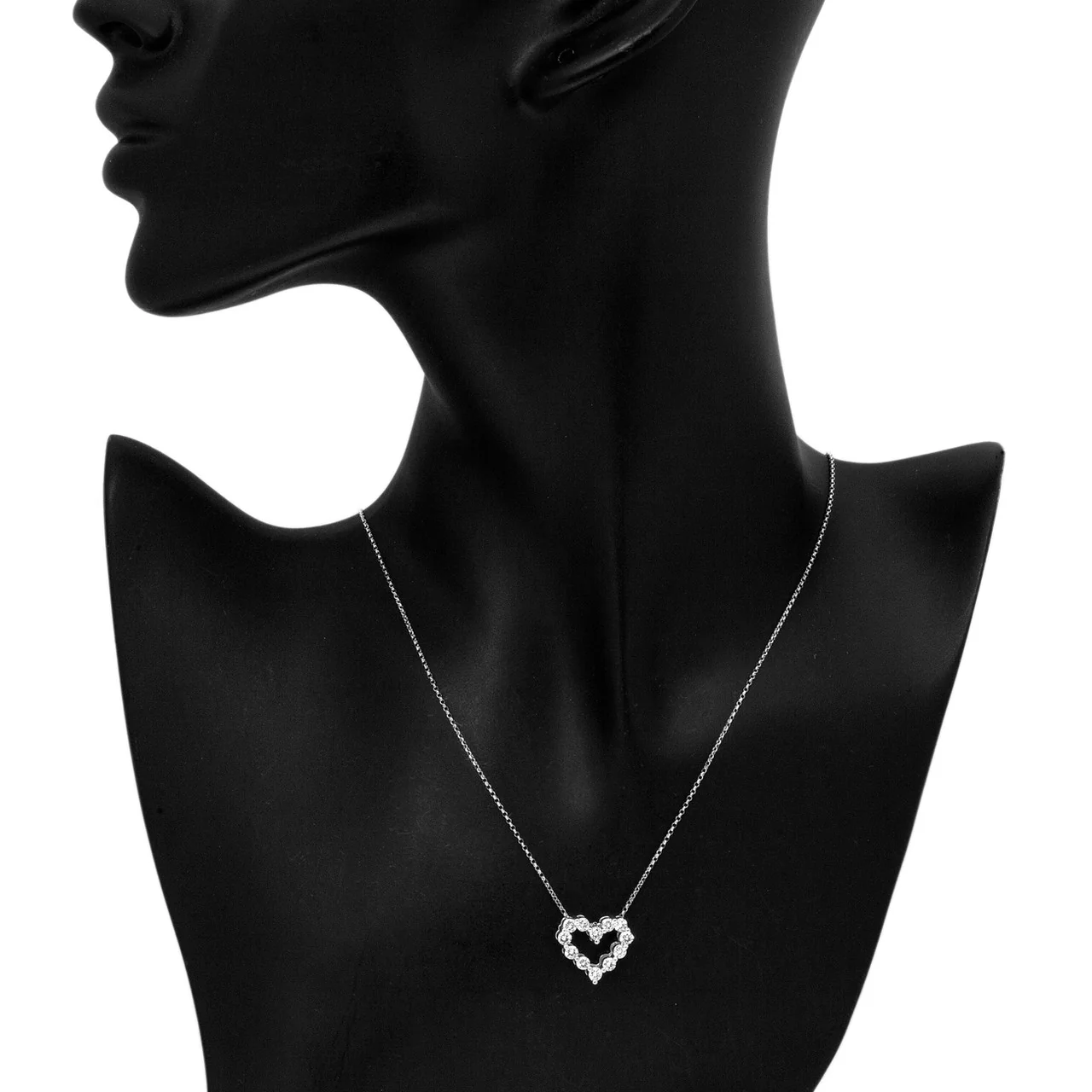 18K White Gold 1.02 Carat Diamond Heart Pendant Necklace - Image 5