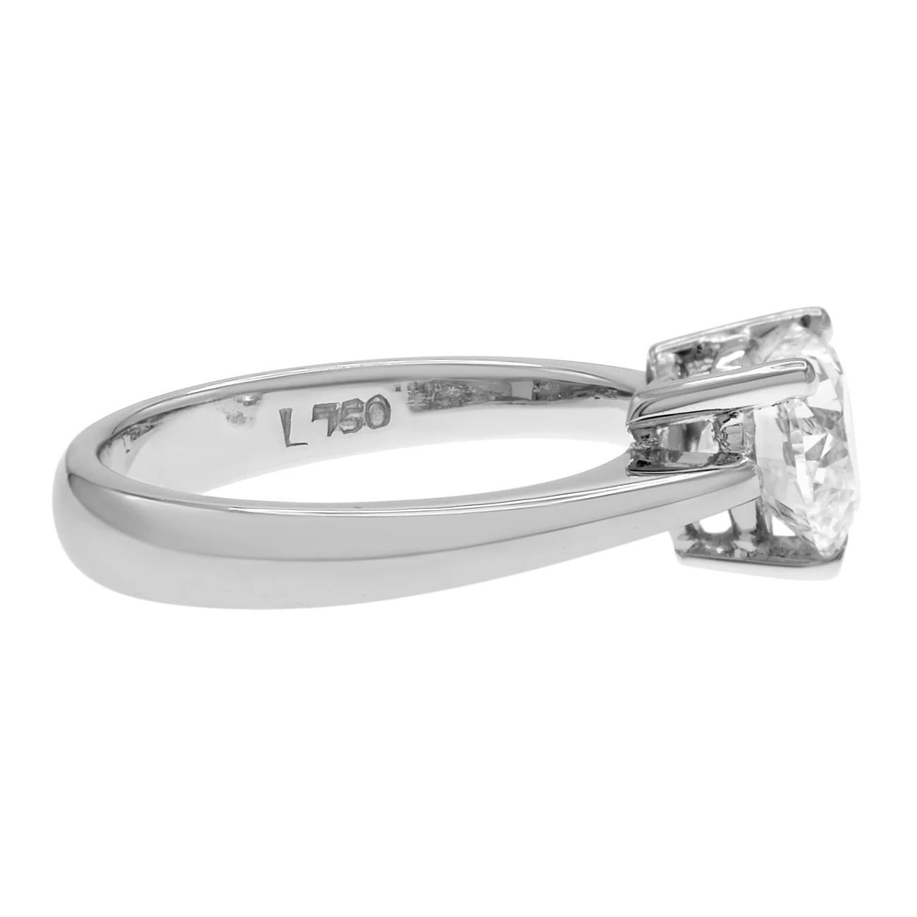 18K White Gold 1.04 Carat Heart Shaped Diamond Solitaire Ring - Image 2