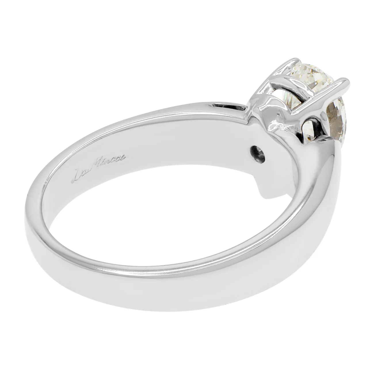 18K White Gold 1.16 Carat Pear Diamond Solitaire Ring - Image 3