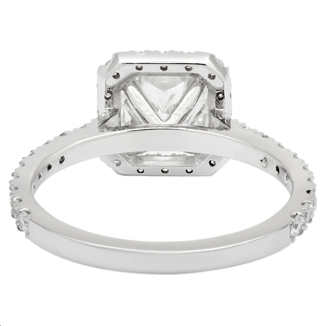 18K White Gold 1.18 Carat Radiant Cut Diamond Ring - Image 3