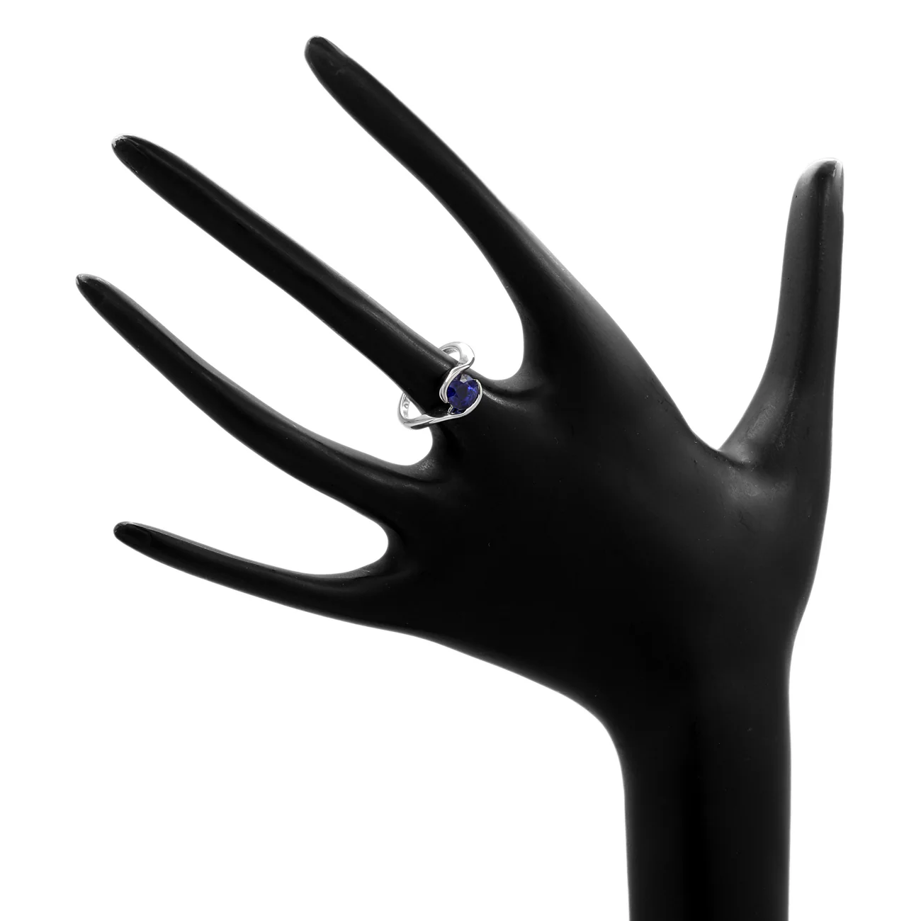 18K White Gold 1.58 Carat Sapphire Ring - Image 3
