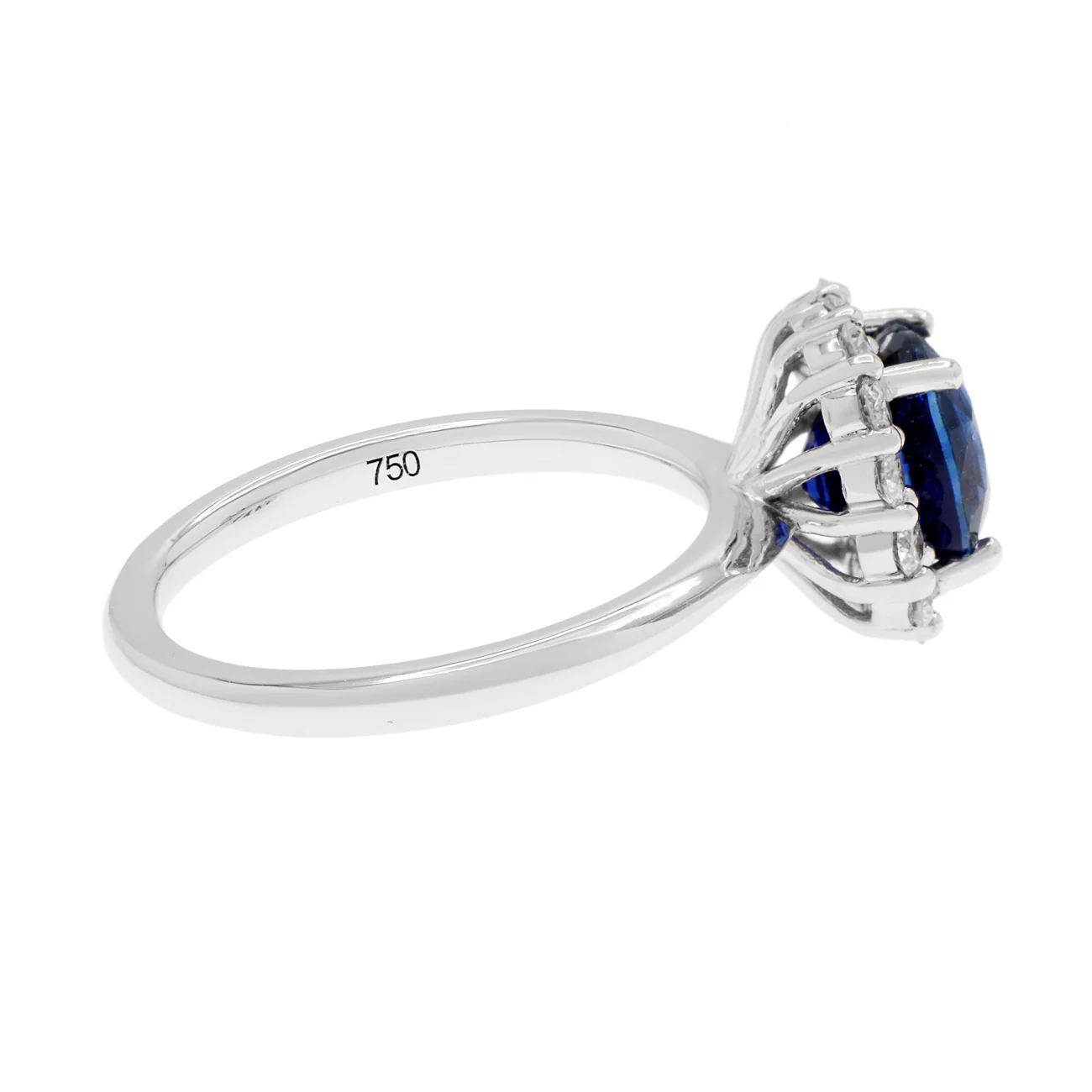 18K White Gold 1.95 Carat Sapphire Ring - Image 2
