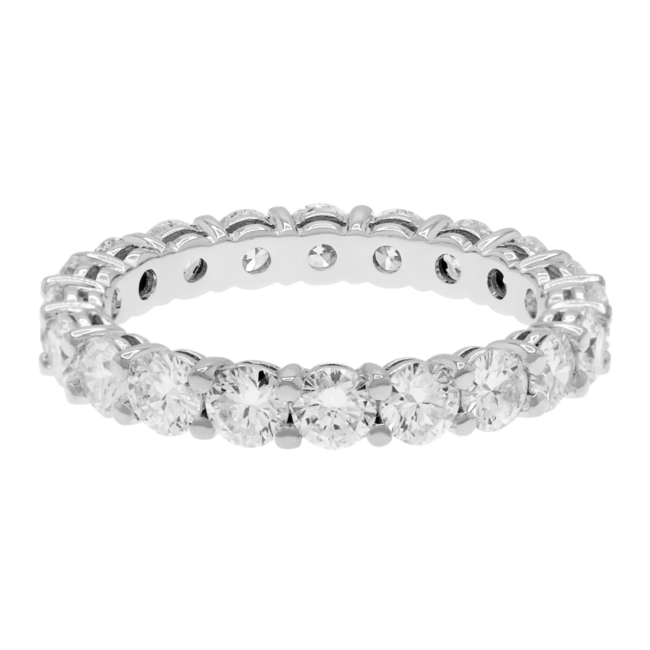 18K White Gold 2.60 Carat Eternity Ring - Image 2