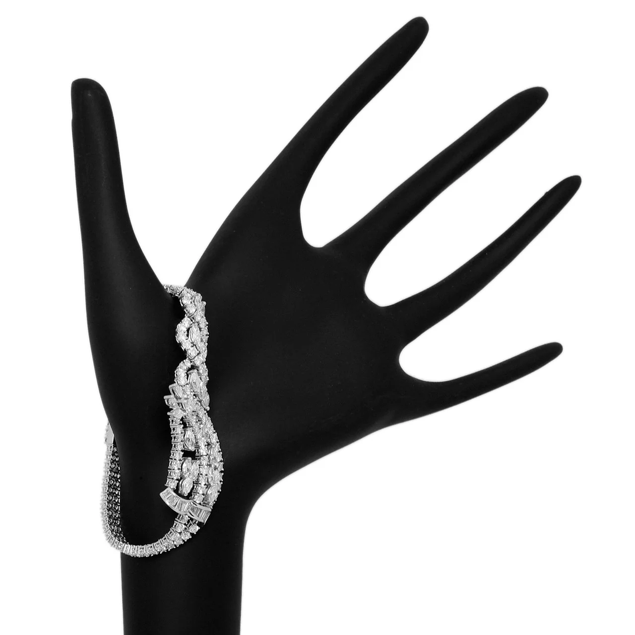 18K White Gold 9.08 Carat Diamond Bracelet - Image 3