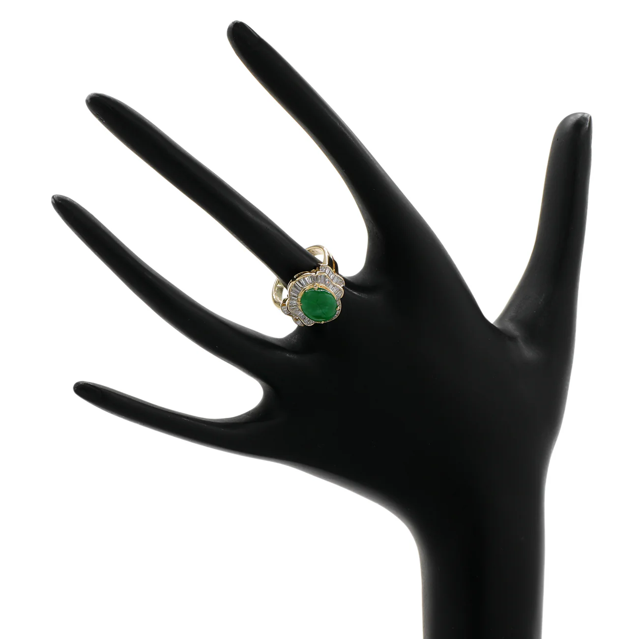 18K Yellow Gold Cabochon Jadeite Diamond Ring - Image 3