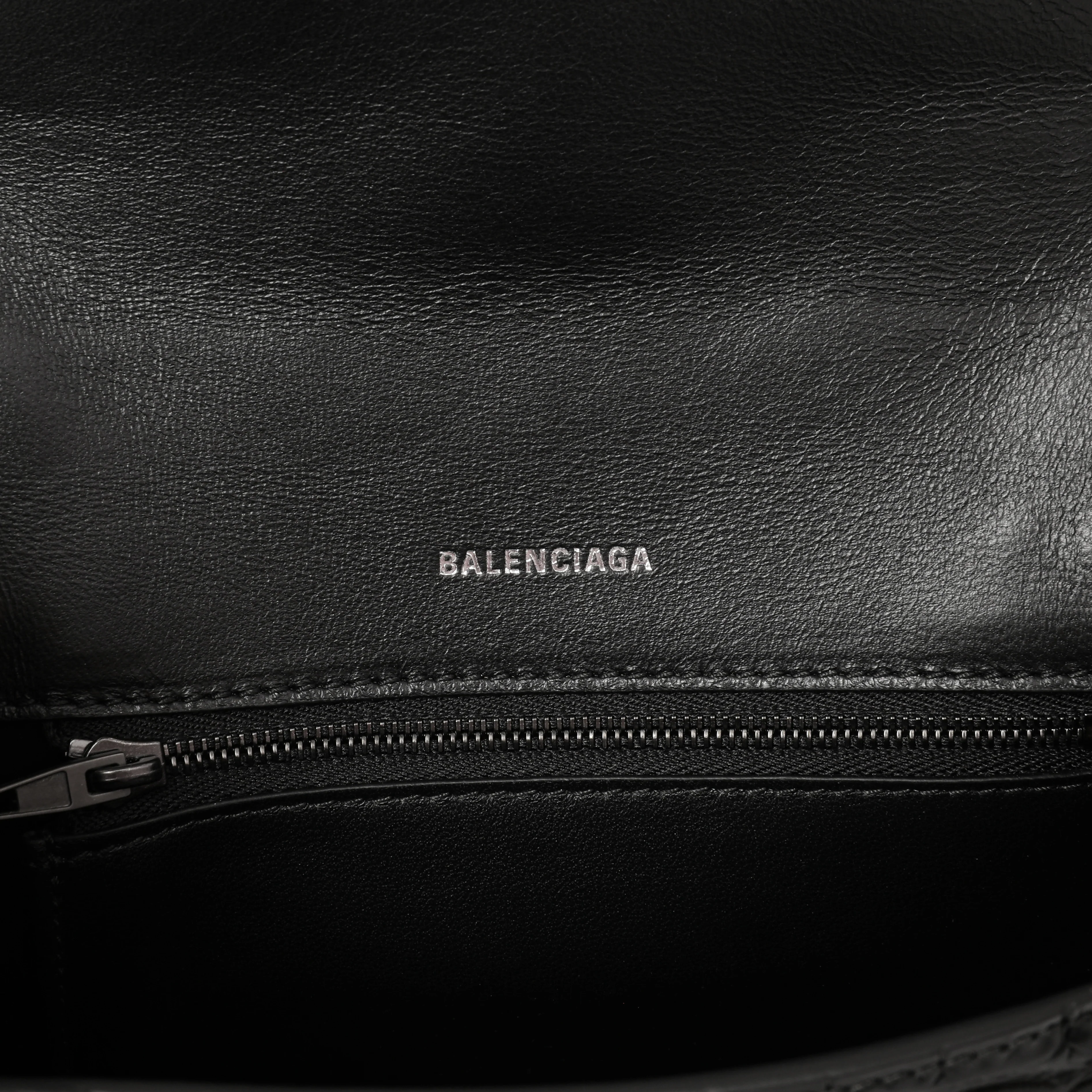 Balenciaga Black Monochrome Crocodile Embossed Calfskin Small Hourglass Top Handle Bag - Image 5
