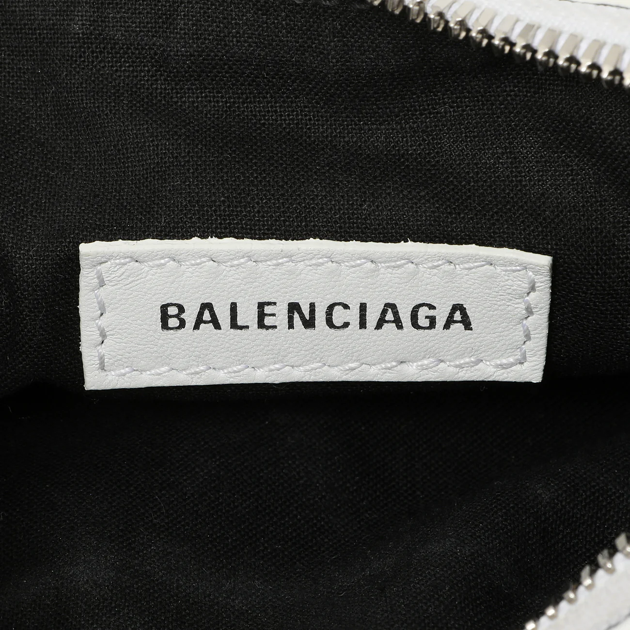 Balenciaga White Faux Patent Le Cagole Shoulder Bag XS - Image 5
