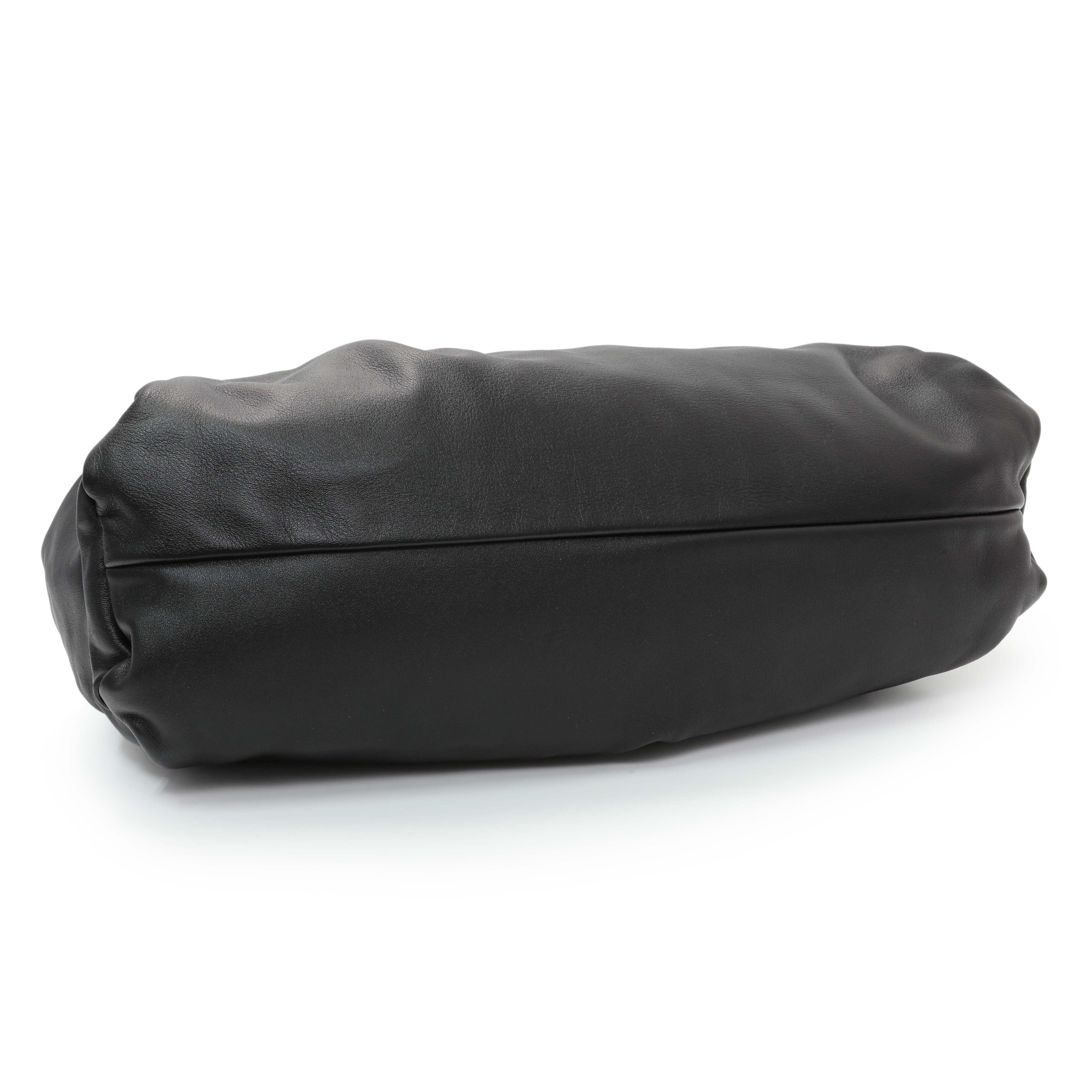 Bottega Veneta Black Smooth Butter Calfskin Small The Shoulder Pouch - Image 3