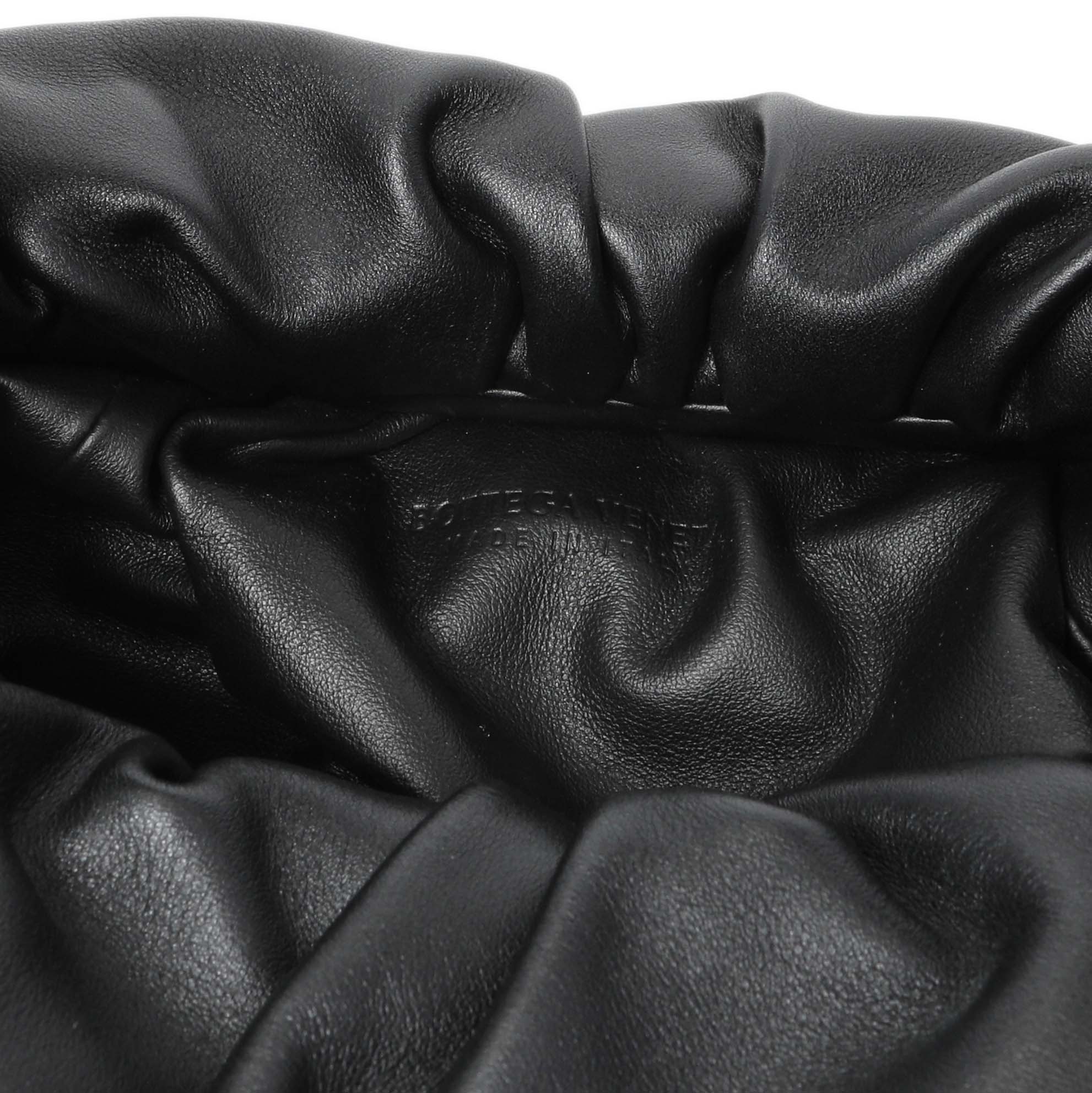 Bottega Veneta Black Smooth Butter Calfskin Small The Shoulder Pouch - Image 5