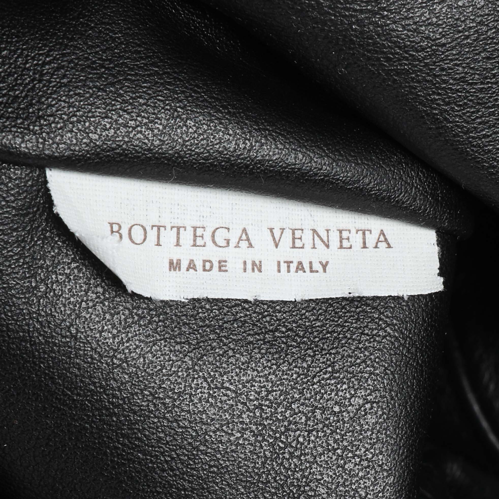 Bottega Veneta Black Smooth Butter Calfskin Small The Shoulder Pouch - Image 6