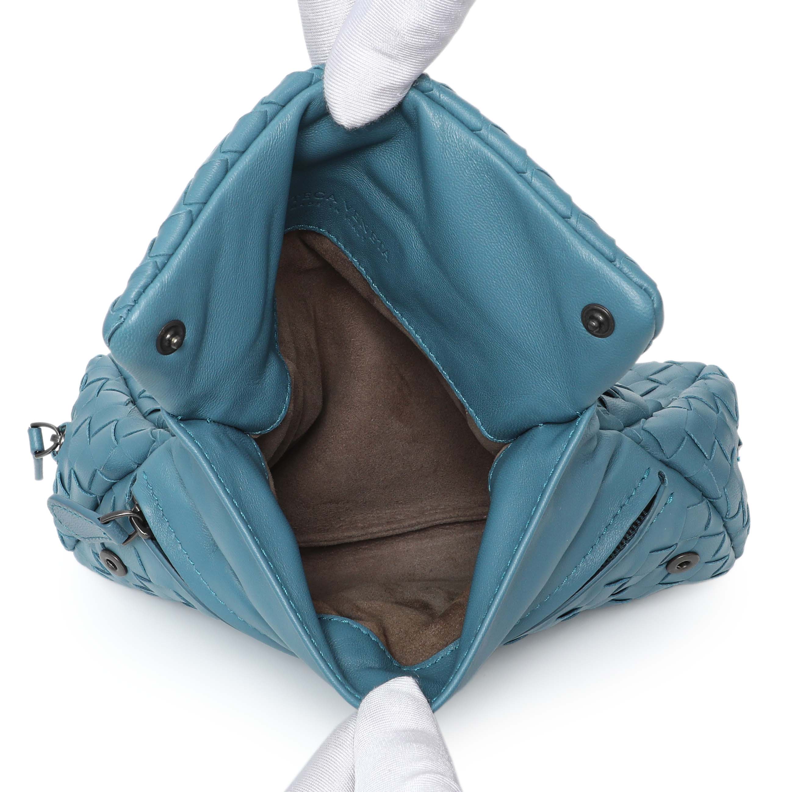 Bottega Veneta Blue Intrecciato Nappa Expandable Chain Crossbody Bag Intrecciato Nappa - Image 4