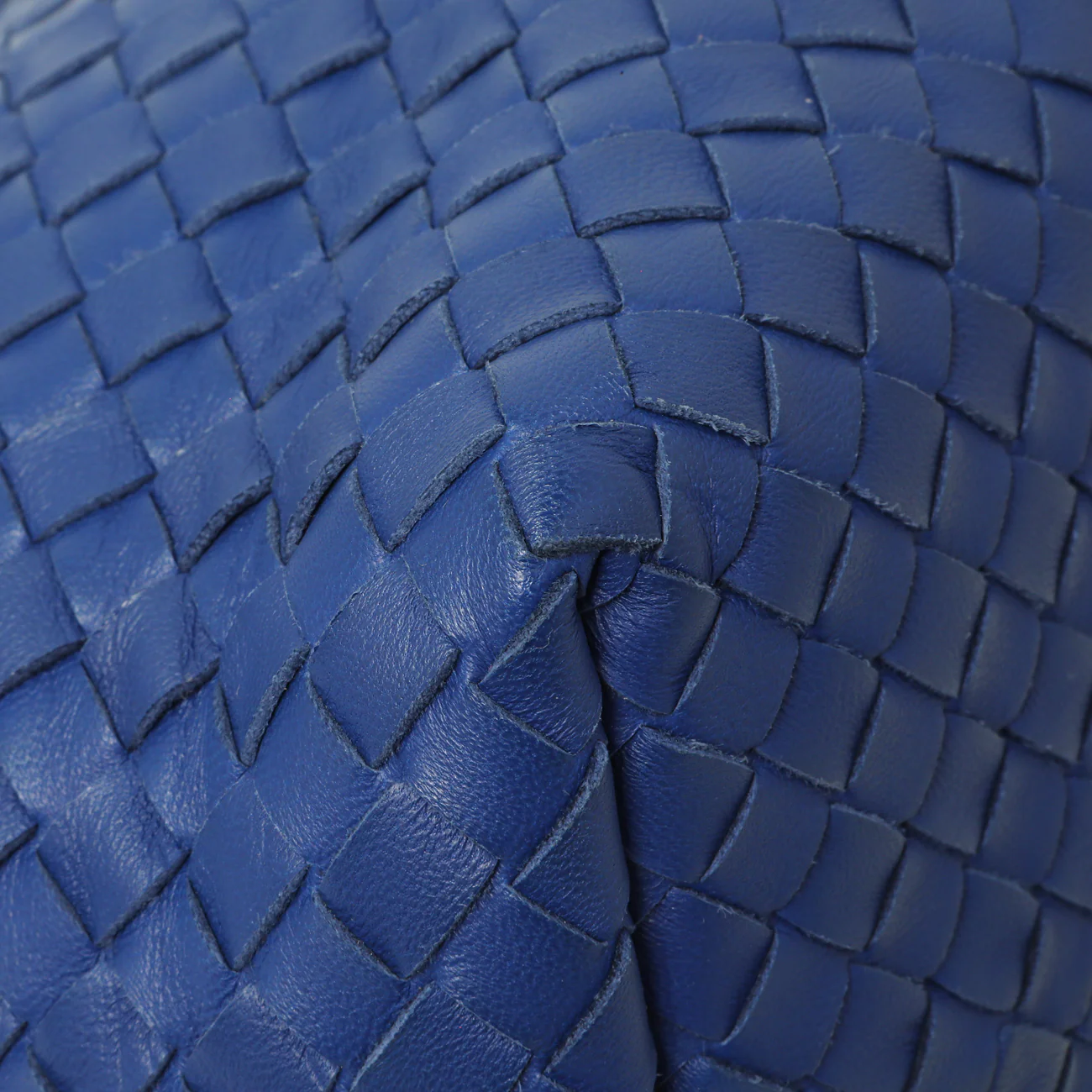 Bottega Veneta Blue Nappa Intrecciato Medium Garda Bag - Image 4