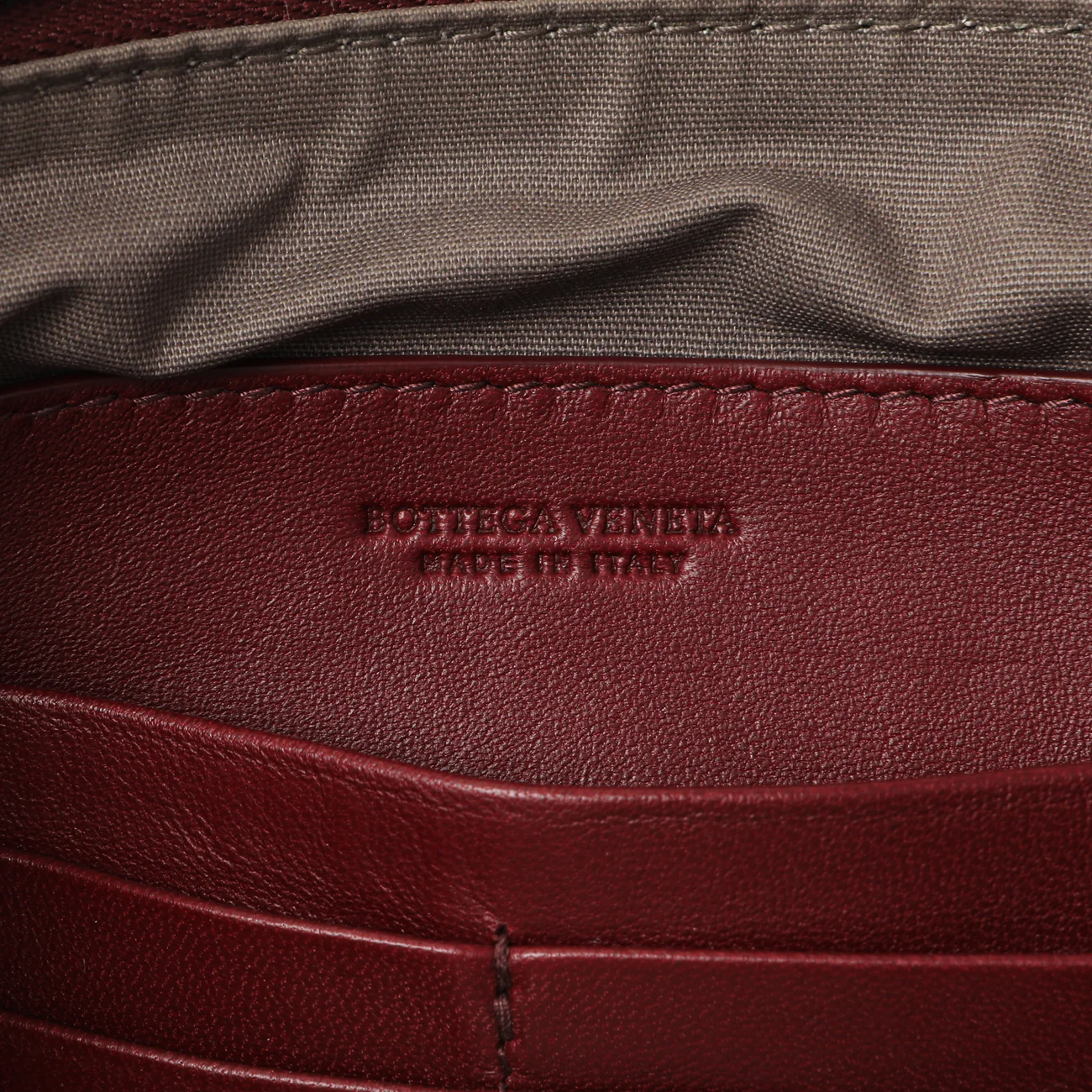 Bottega Veneta Burgundy Nappa Intrecciato Zip Pouch - Image 9