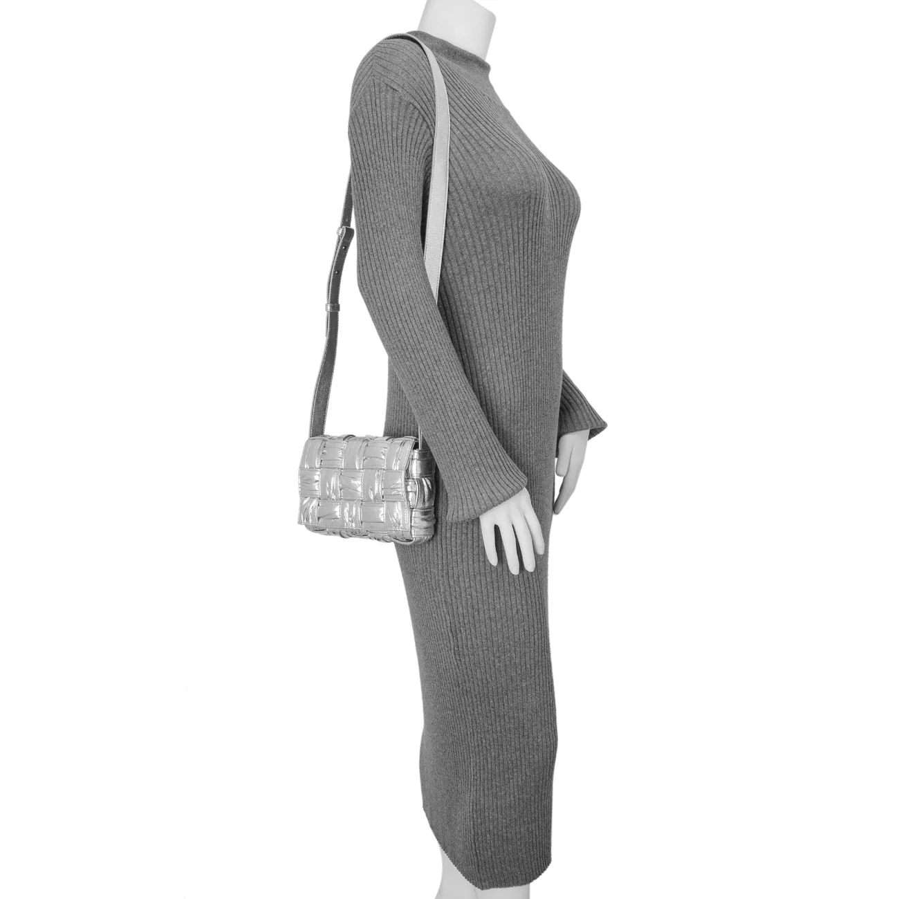 Bottega Veneta Metallic Silver Calfskin Intreccio Plisse Small Cassette Crossbody Bag - Image 10