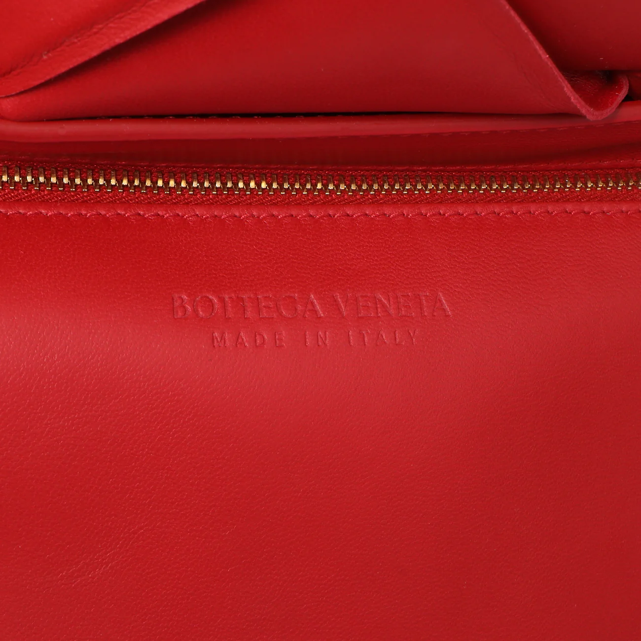 Bottega Veneta Red Nappa Intreccio Padded Top Handle Shoulder Bag - Image 5