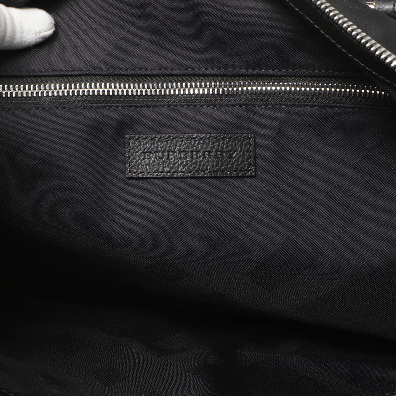 Burberry Black Nylon  Trenton - Image 5