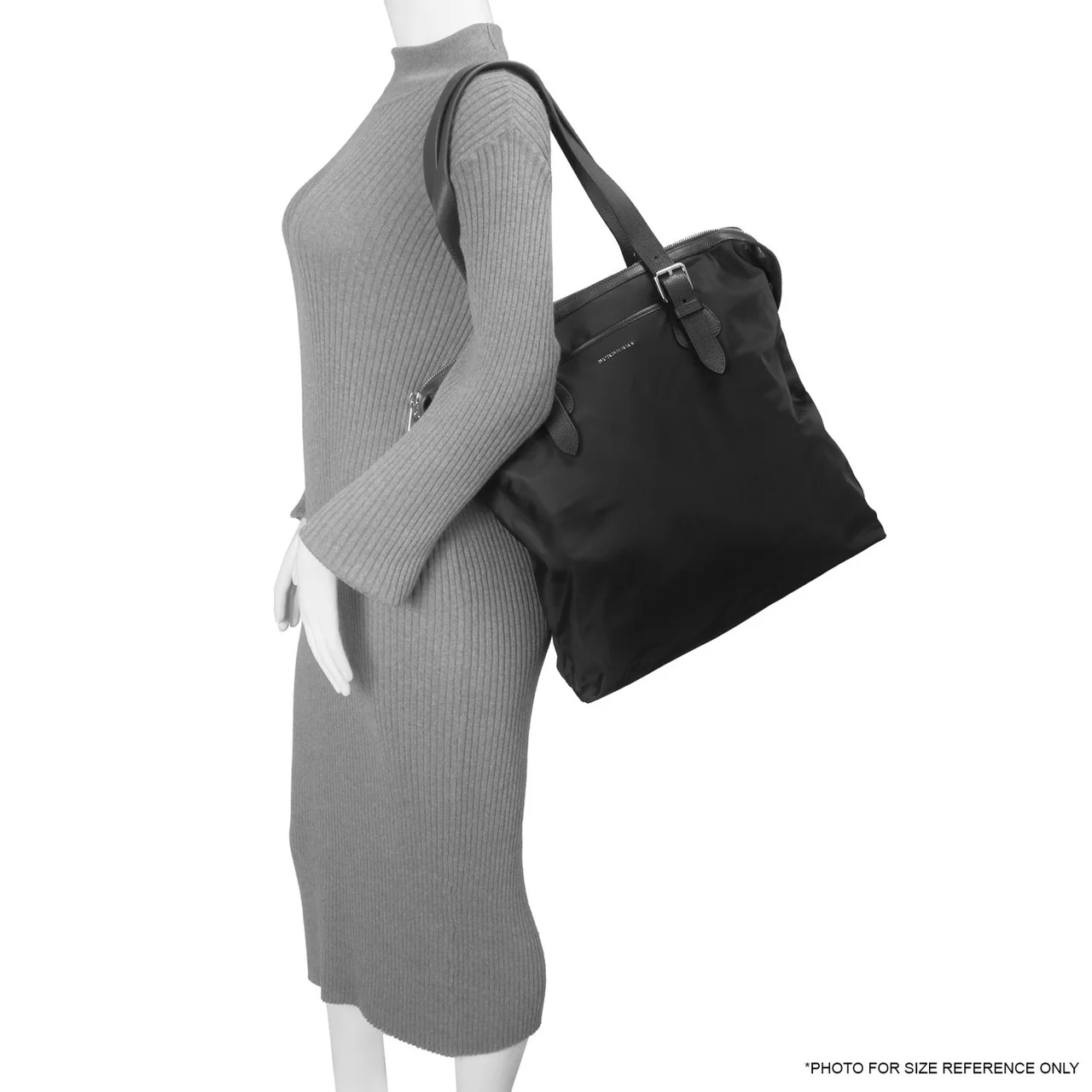 Burberry Black Nylon  Trenton - Image 7