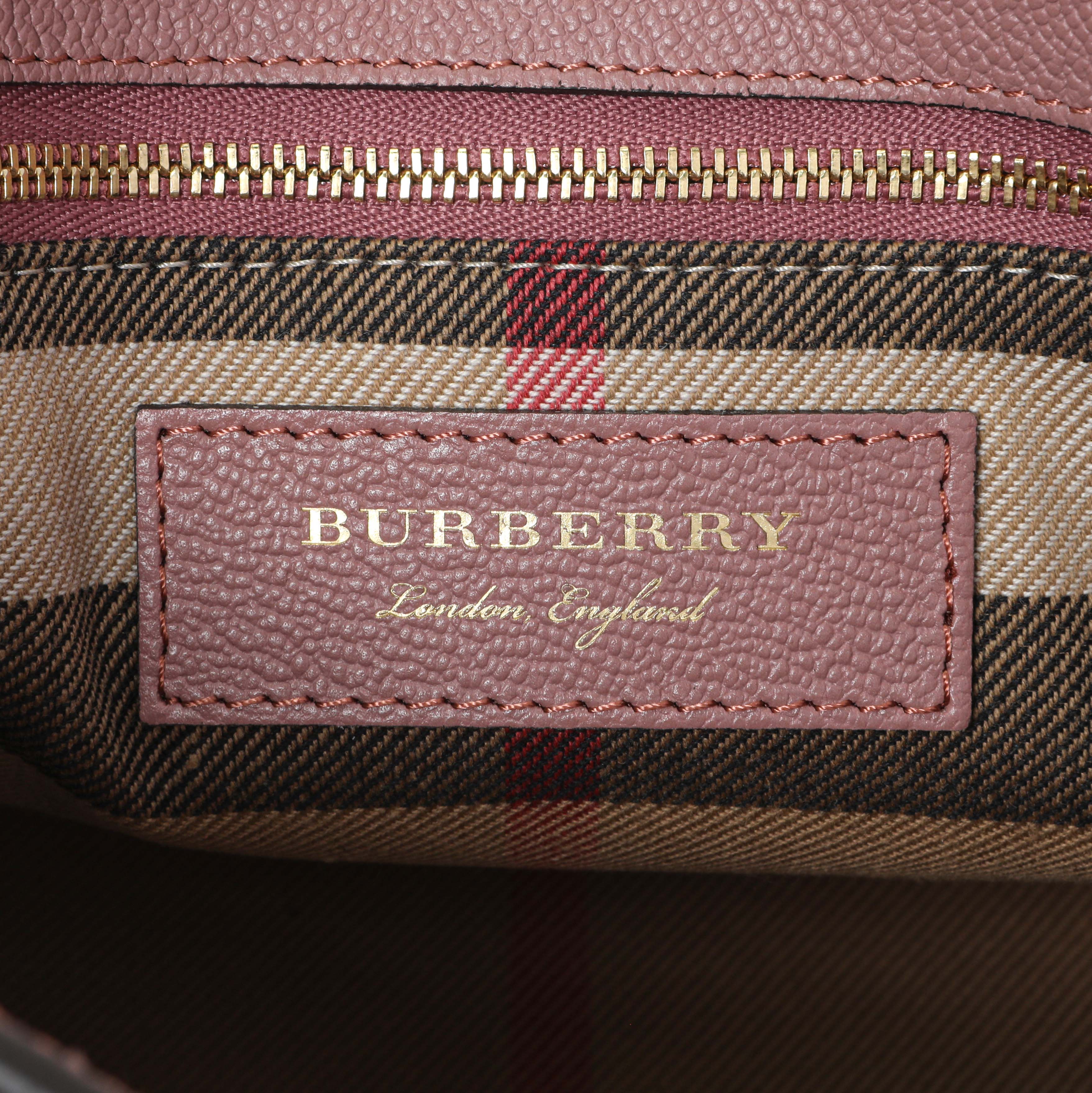 Burberry Dusty Pink Grained Calfskin Small Buckle Tote - Image 5