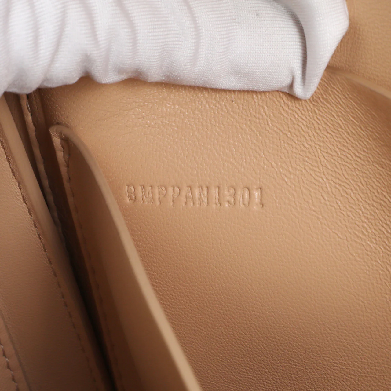 Burberry Soft Blush Smooth Calfskin Large Grace Bag - Image 10