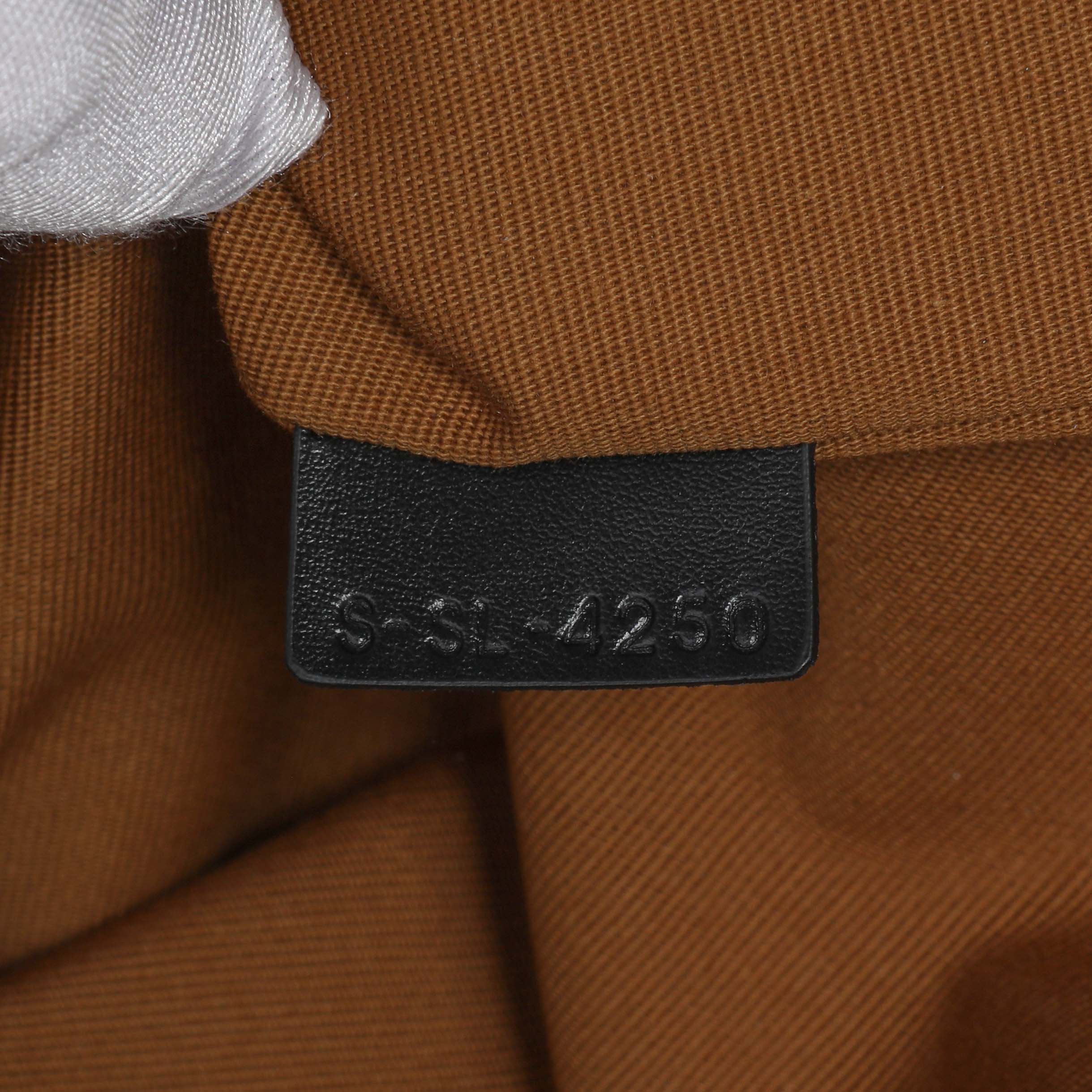 Celine Triomphe Canvas Calfskin Medium Vertical Cabas - Image 5