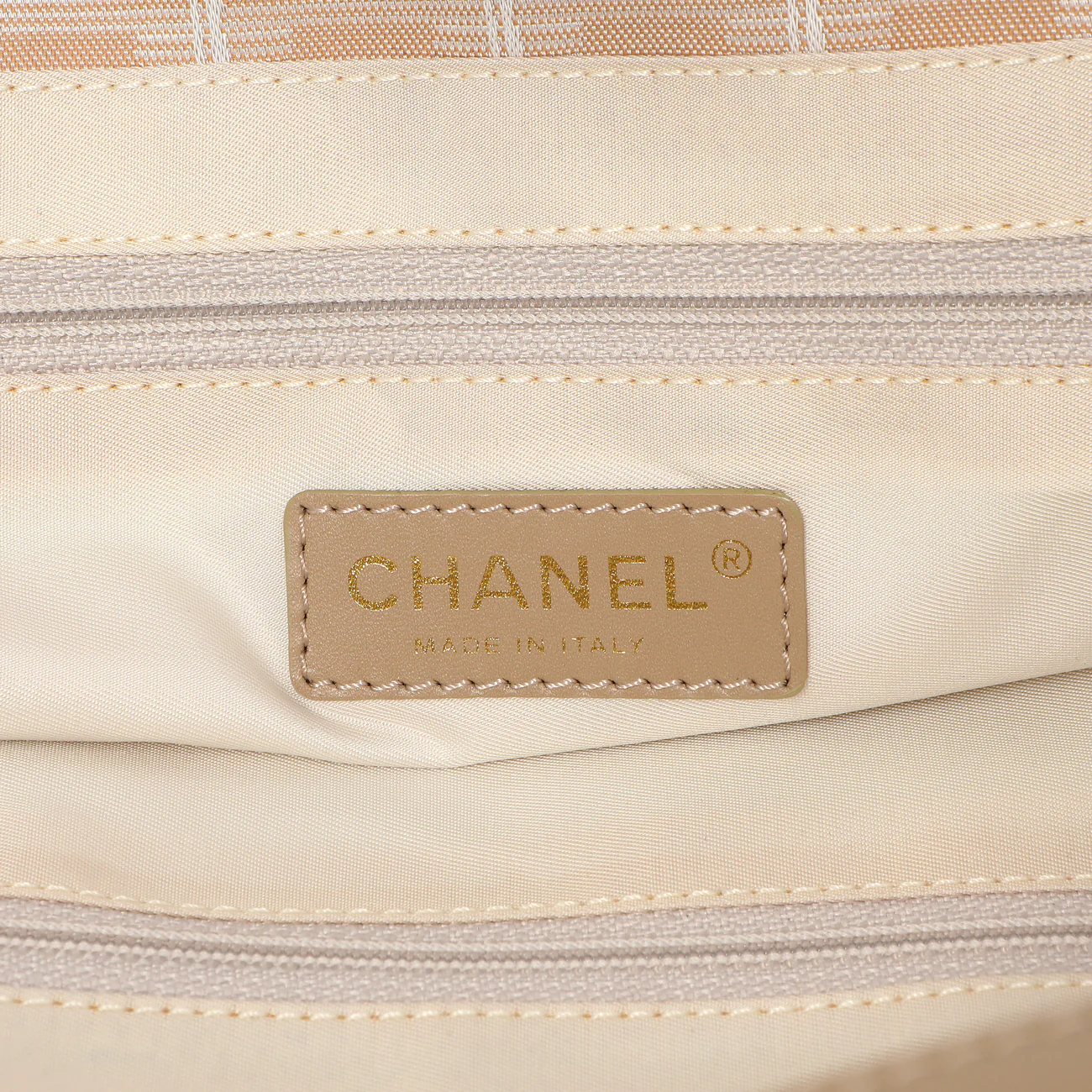 Chanel Beige Nylon Medium Travel Tote - Image 5