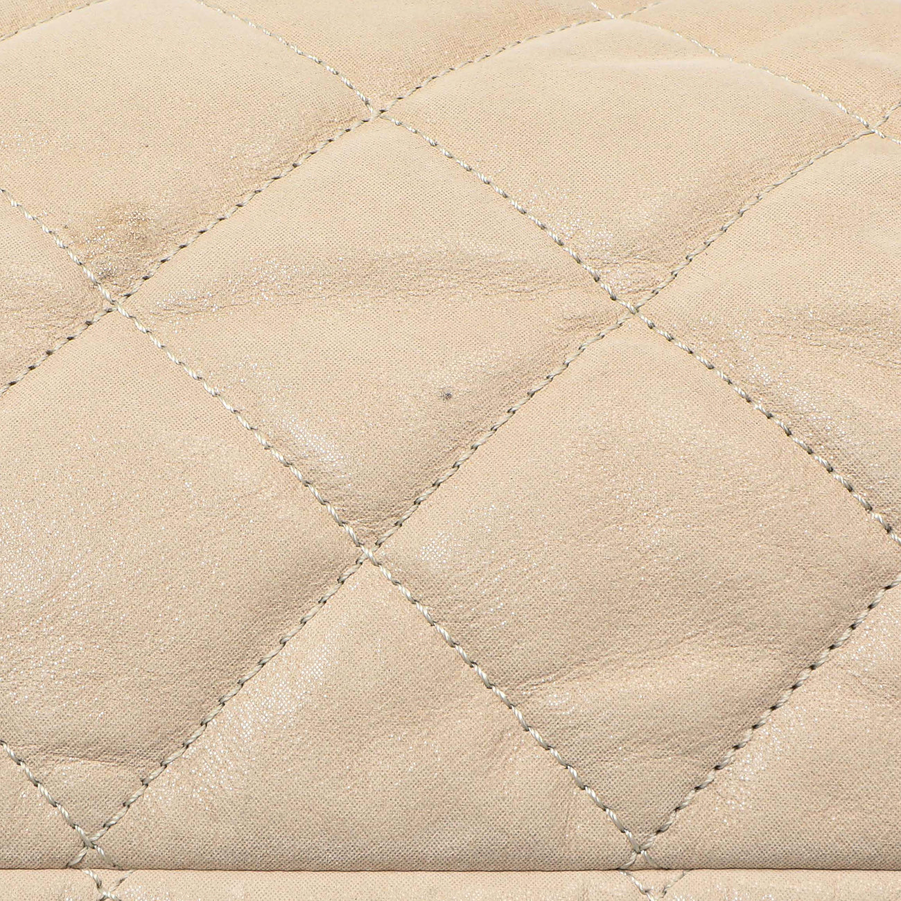 Chanel Beige Quilted Iridescent Calfskin Coco Daily - Image 10