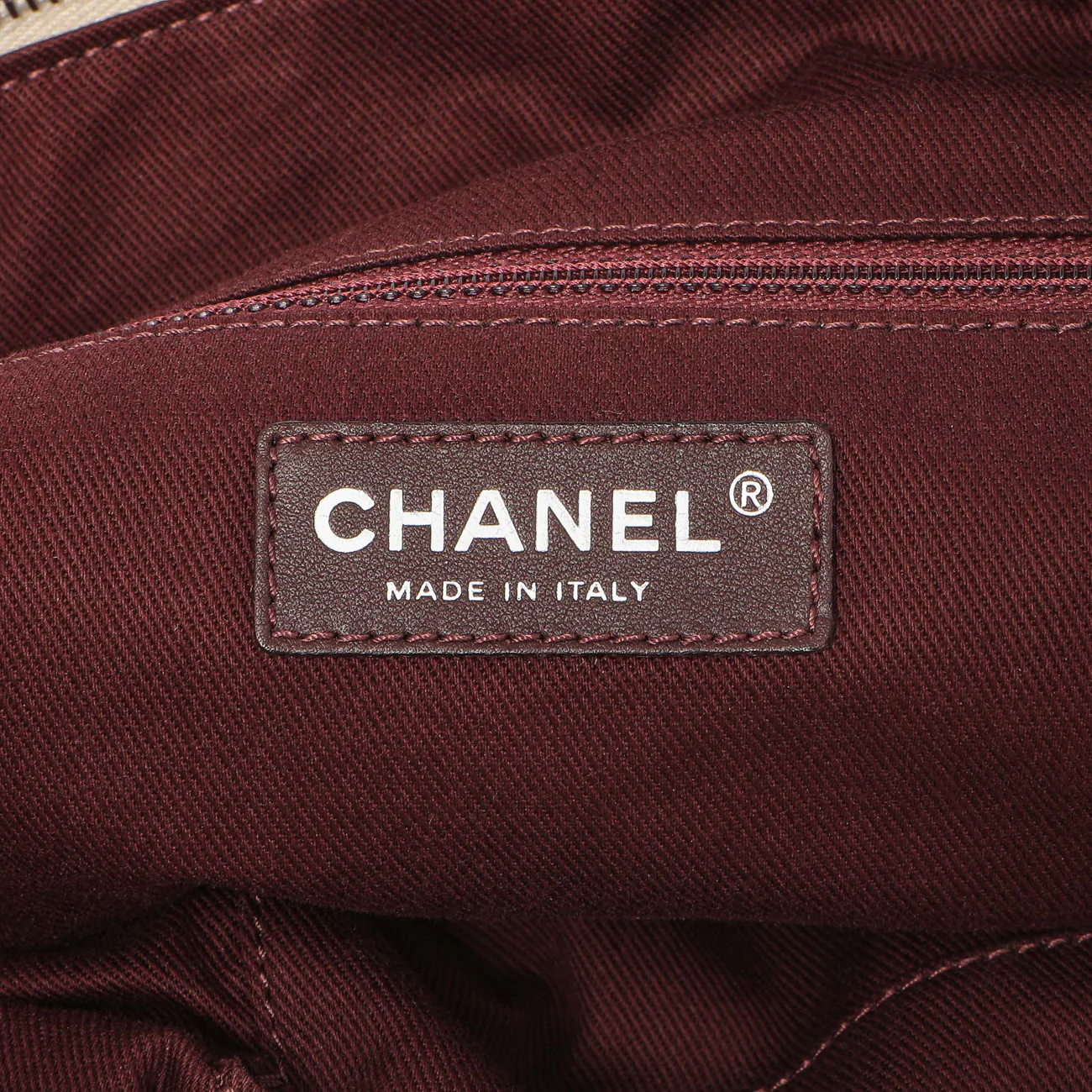 Chanel Beige Quilted Iridescent Calfskin Coco Daily - Image 5