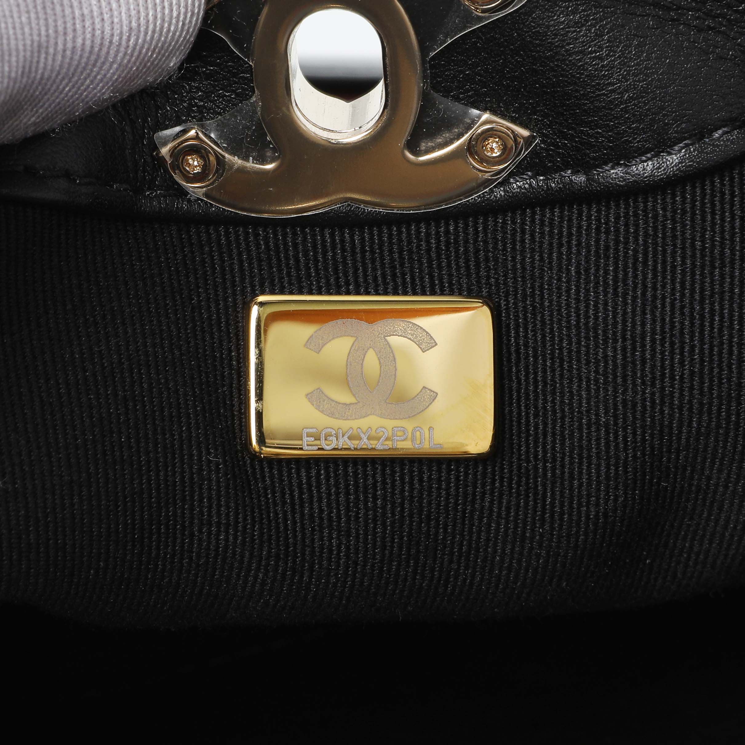 Chanel Black Burgundy Quilted Patent Mini 31 Shopping Bag - Image 6