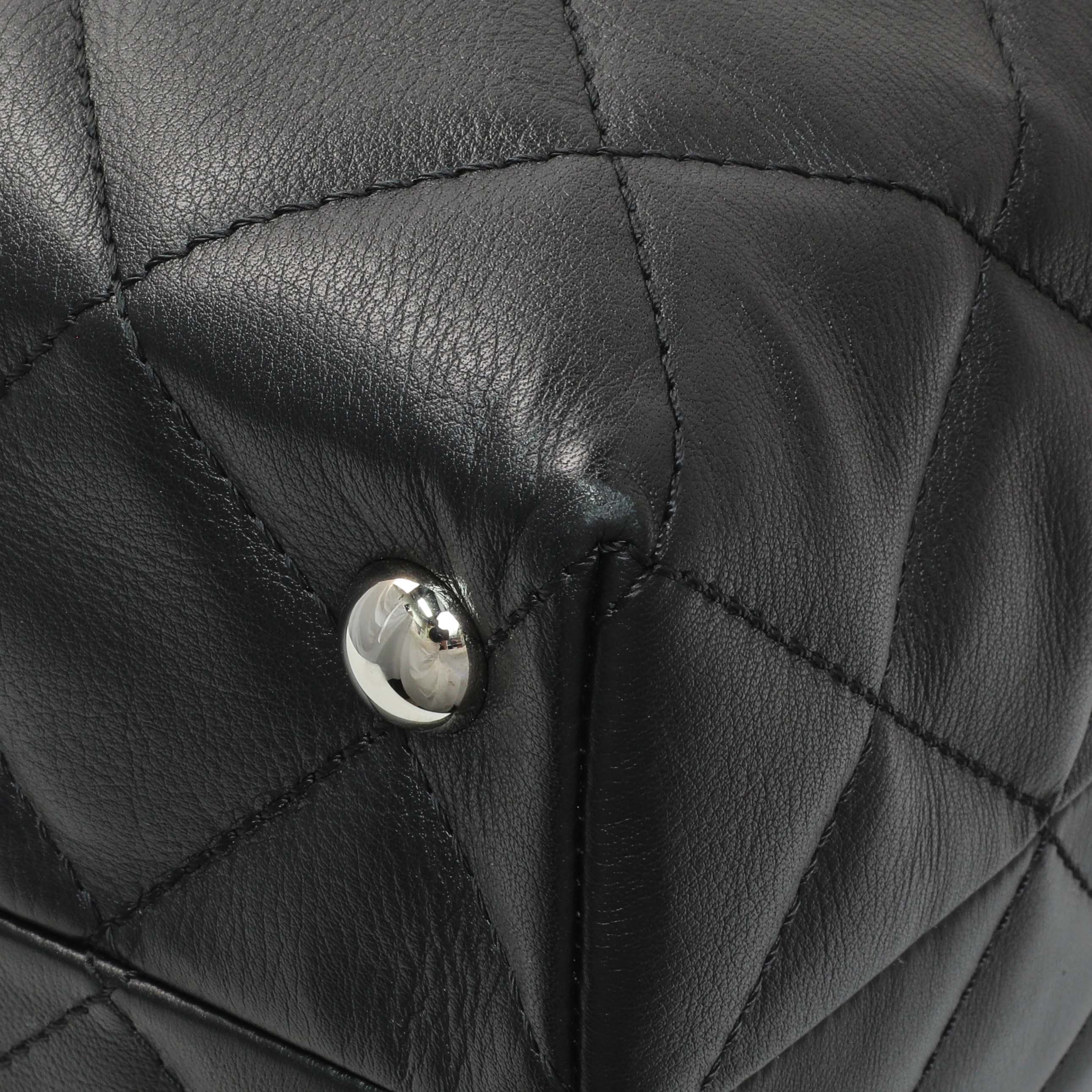 Chanel Black Calfskin Quilted Large In the Business Tote - Image 5