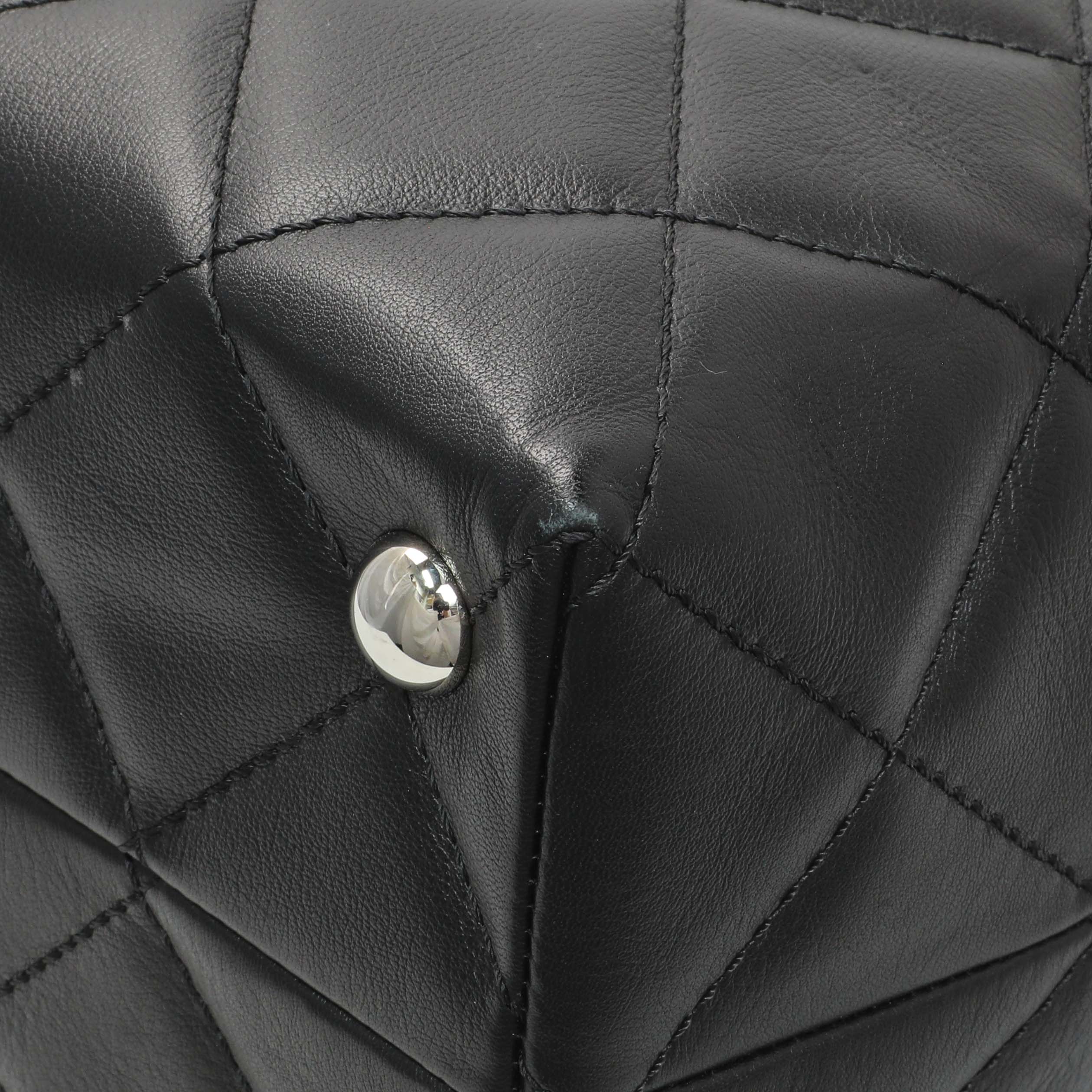 Chanel Black Calfskin Quilted Large In the Business Tote - Image 7