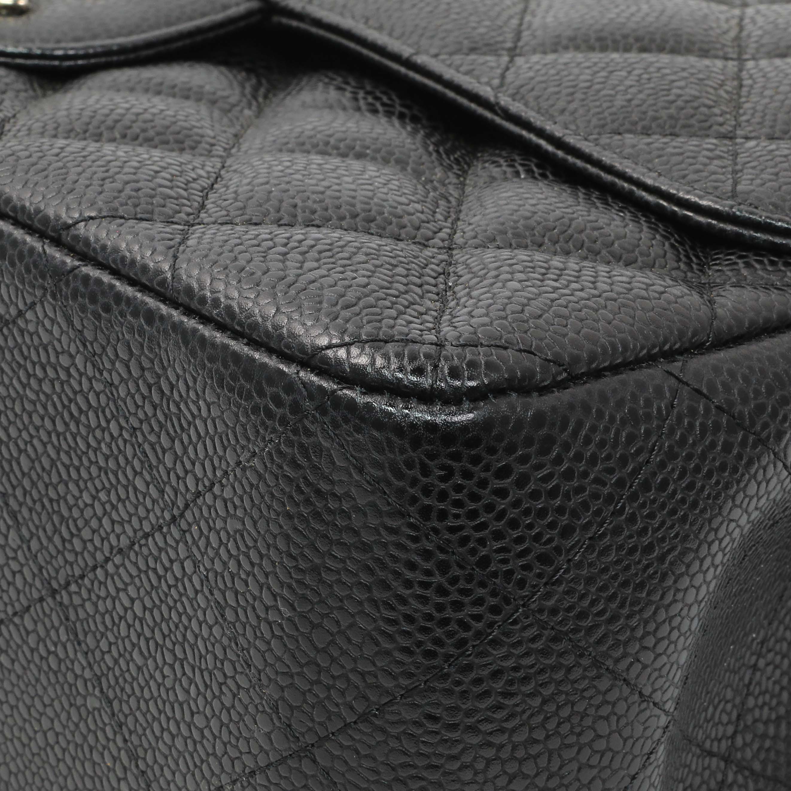 Chanel Black Caviar Jumbo Classic Double Flap - Image 5