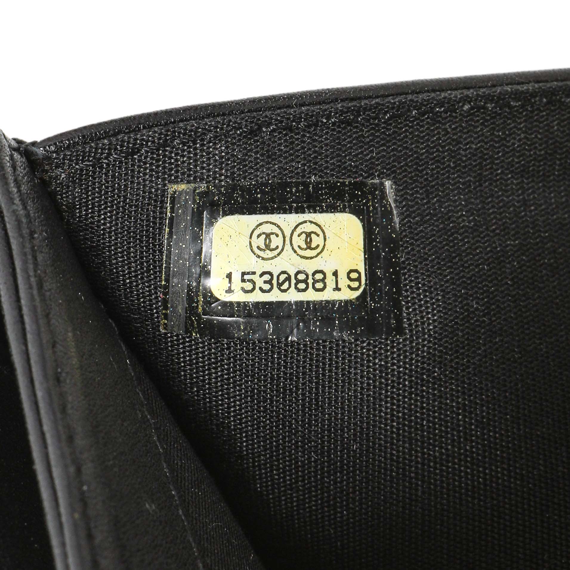 Chanel Black Caviar Timeless CC Compact Wallet - Image 10