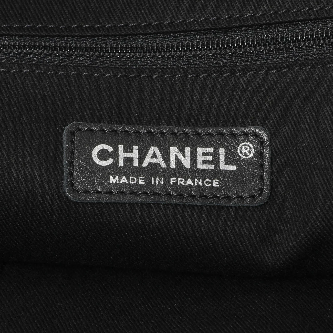 Chanel Black Lambskin 8 Knots Tote - Image 9