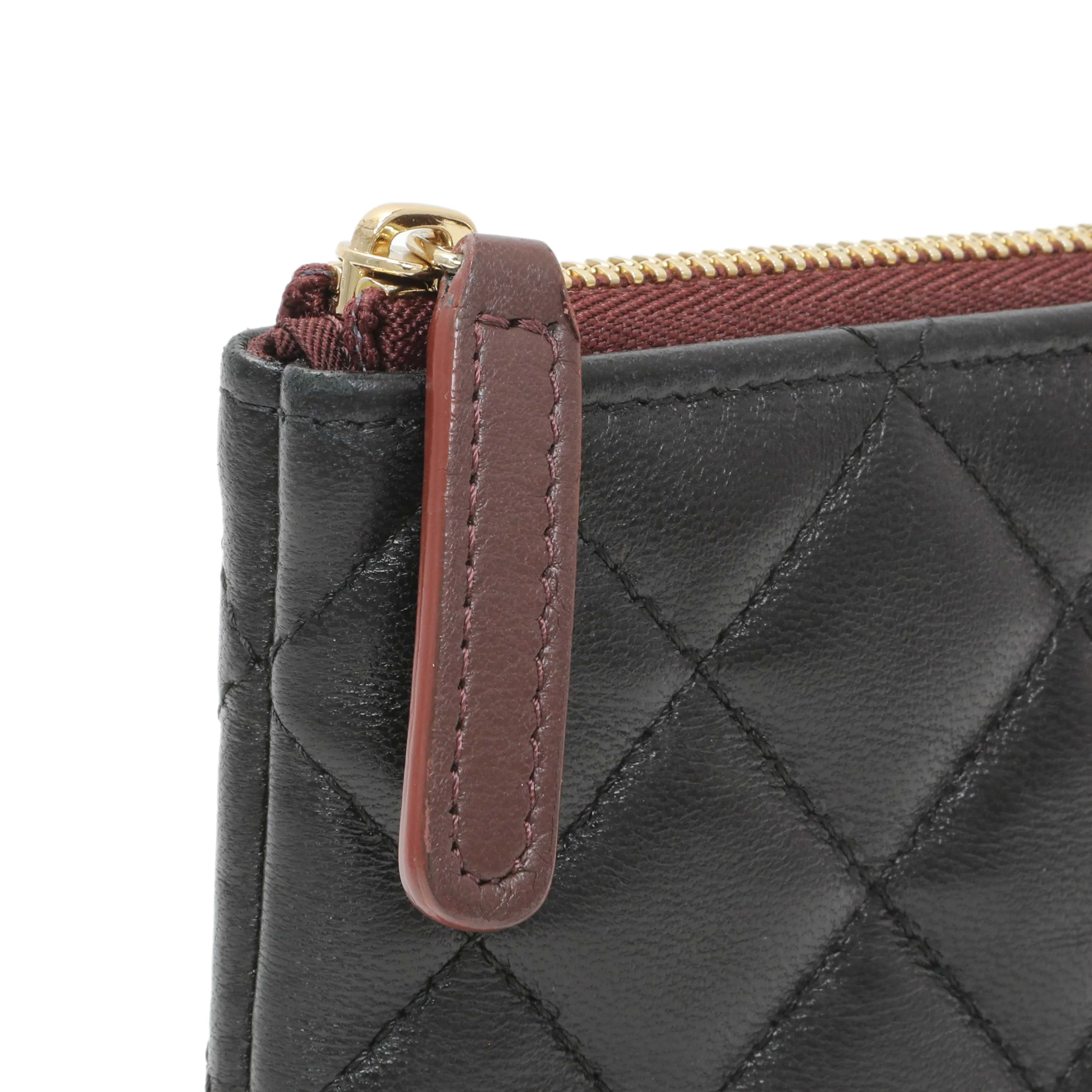 Chanel Black Lambskin Quilted Small Cosmetic Case - Image 7