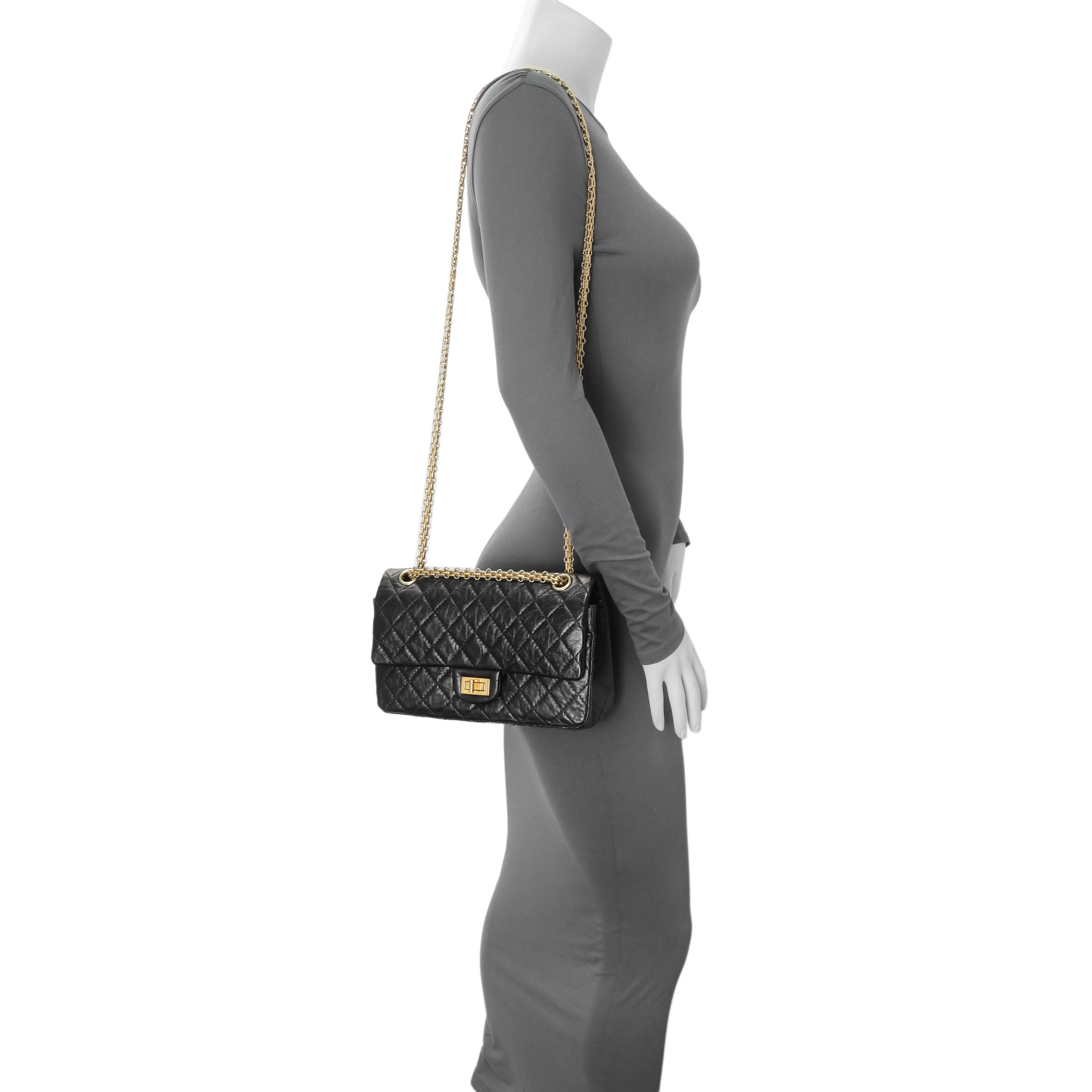 Chanel Black Quilted Aged Calfskin 2.55 Reissue 225 Flap - Image 7