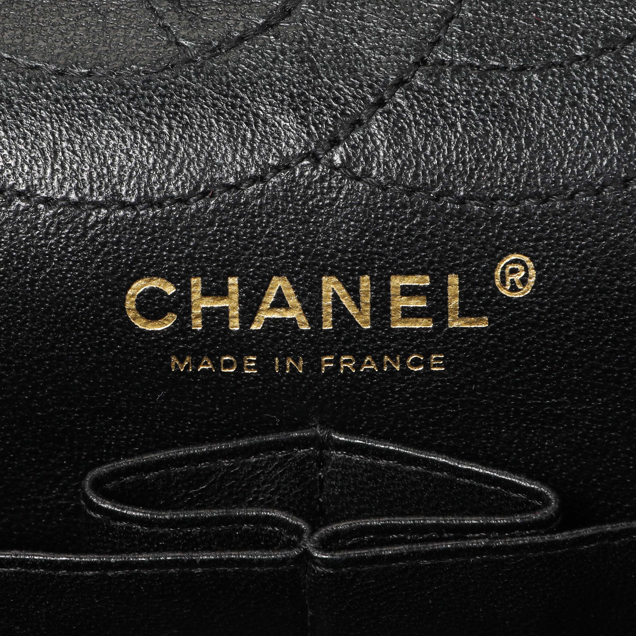 Chanel Black Quilted Aged Calfskin 2.55 Reissue 226 Flap - Image 5
