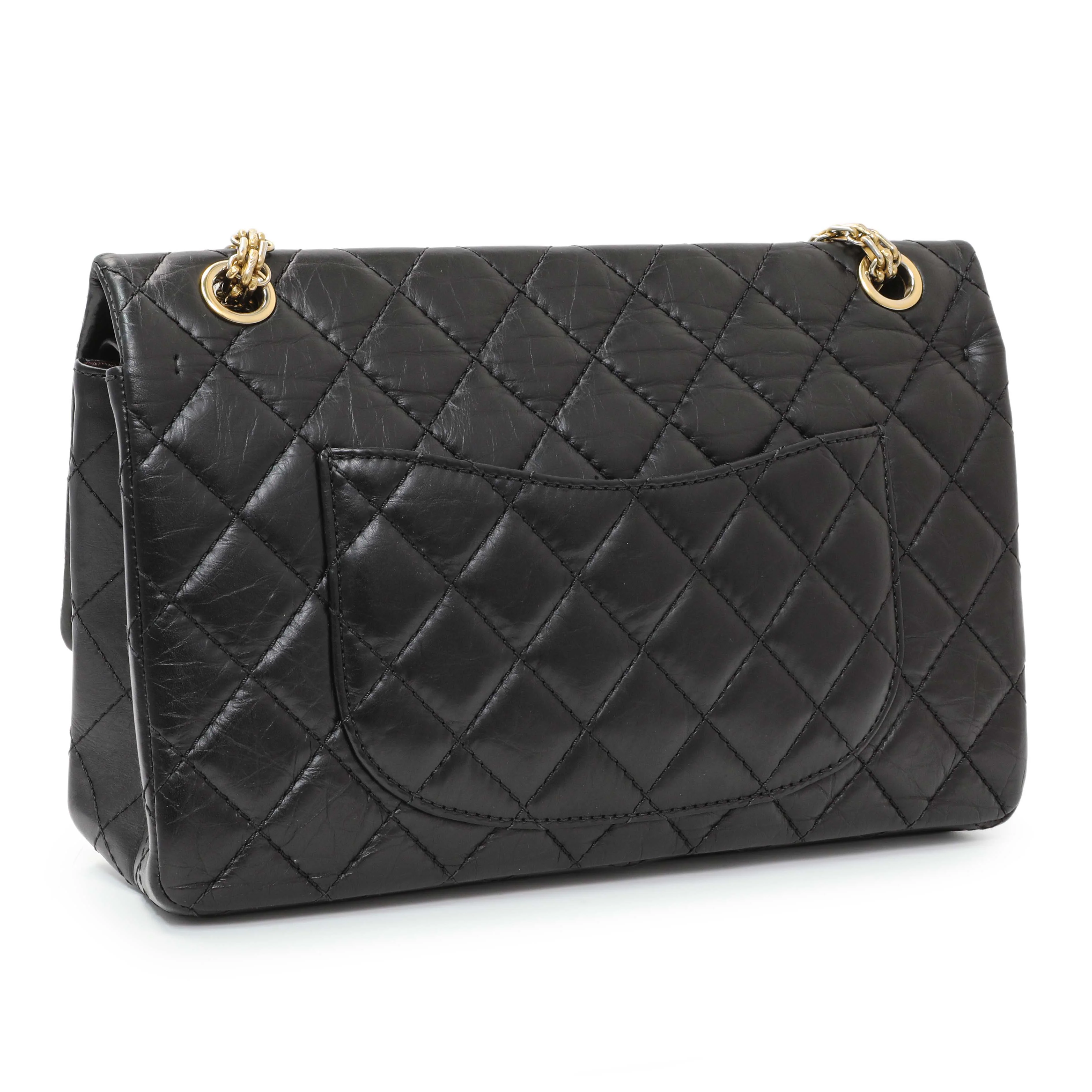 Chanel Black Quilted Aged Calfskin 2.55 Reissue 226 Flap - Image 2