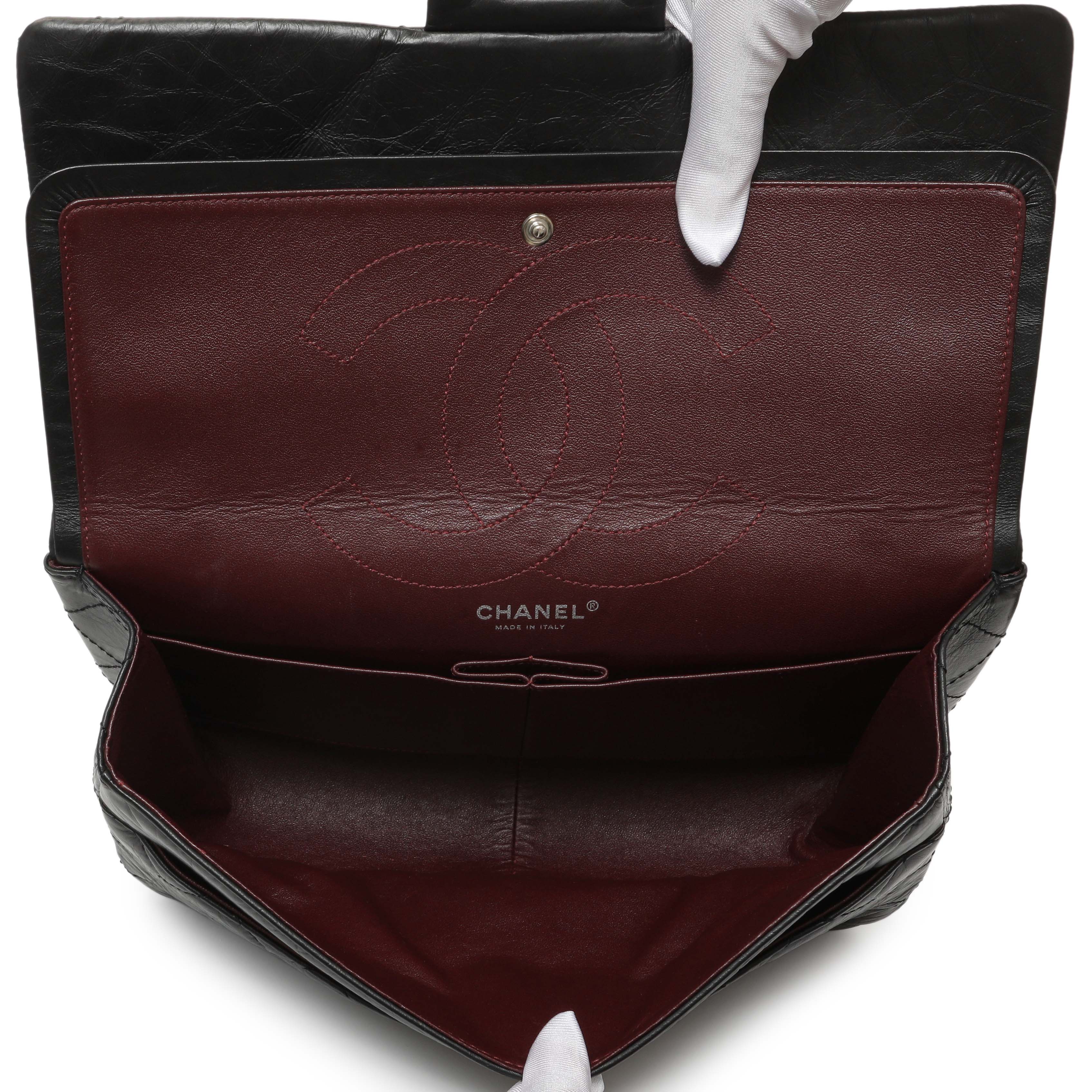 Chanel Black Quilted Aged Calfskin 2.55 Reissue 227 Flap - Image 9