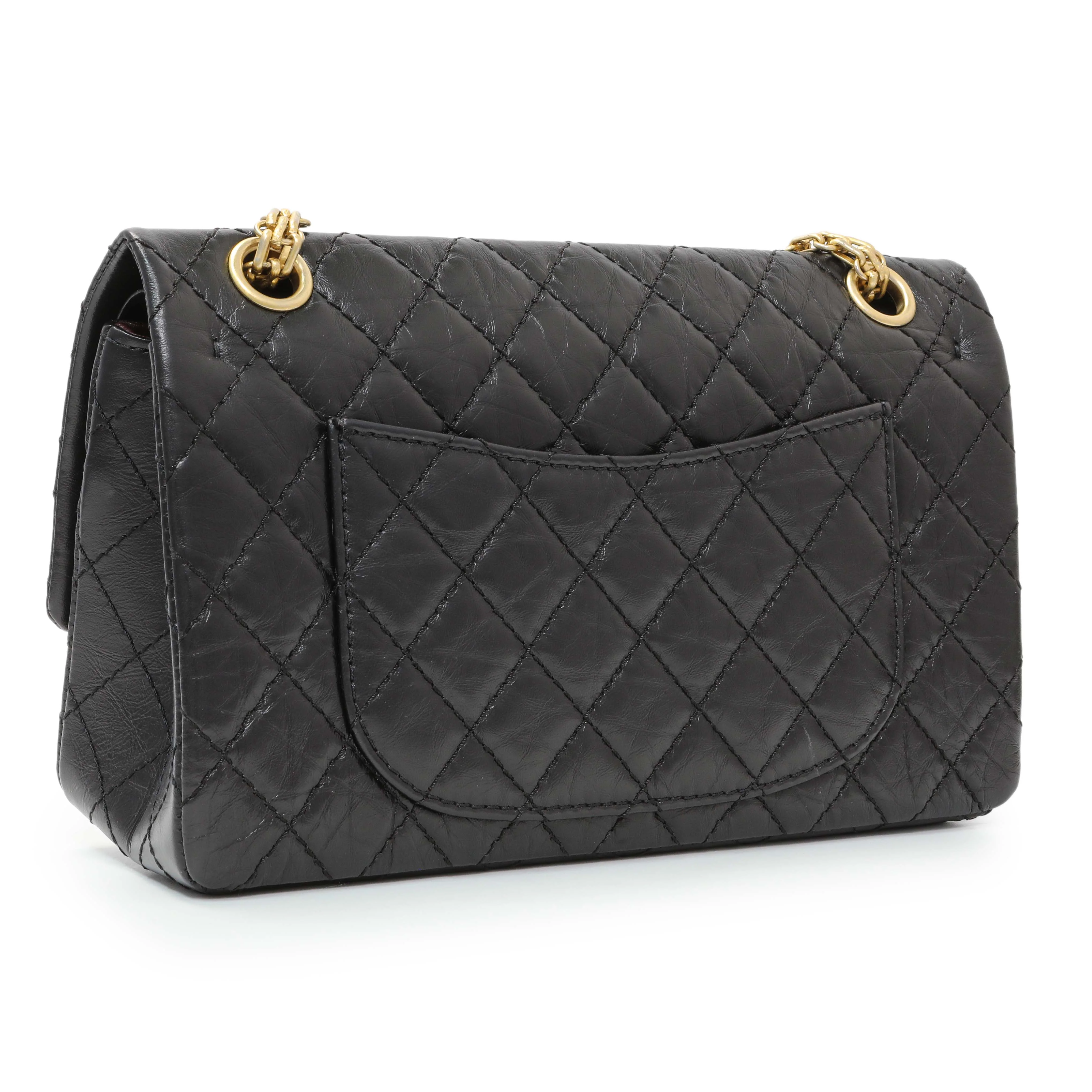 Chanel Black Quilted Aged Calfskin 2.55 Reissue Flap 225 - Image 2