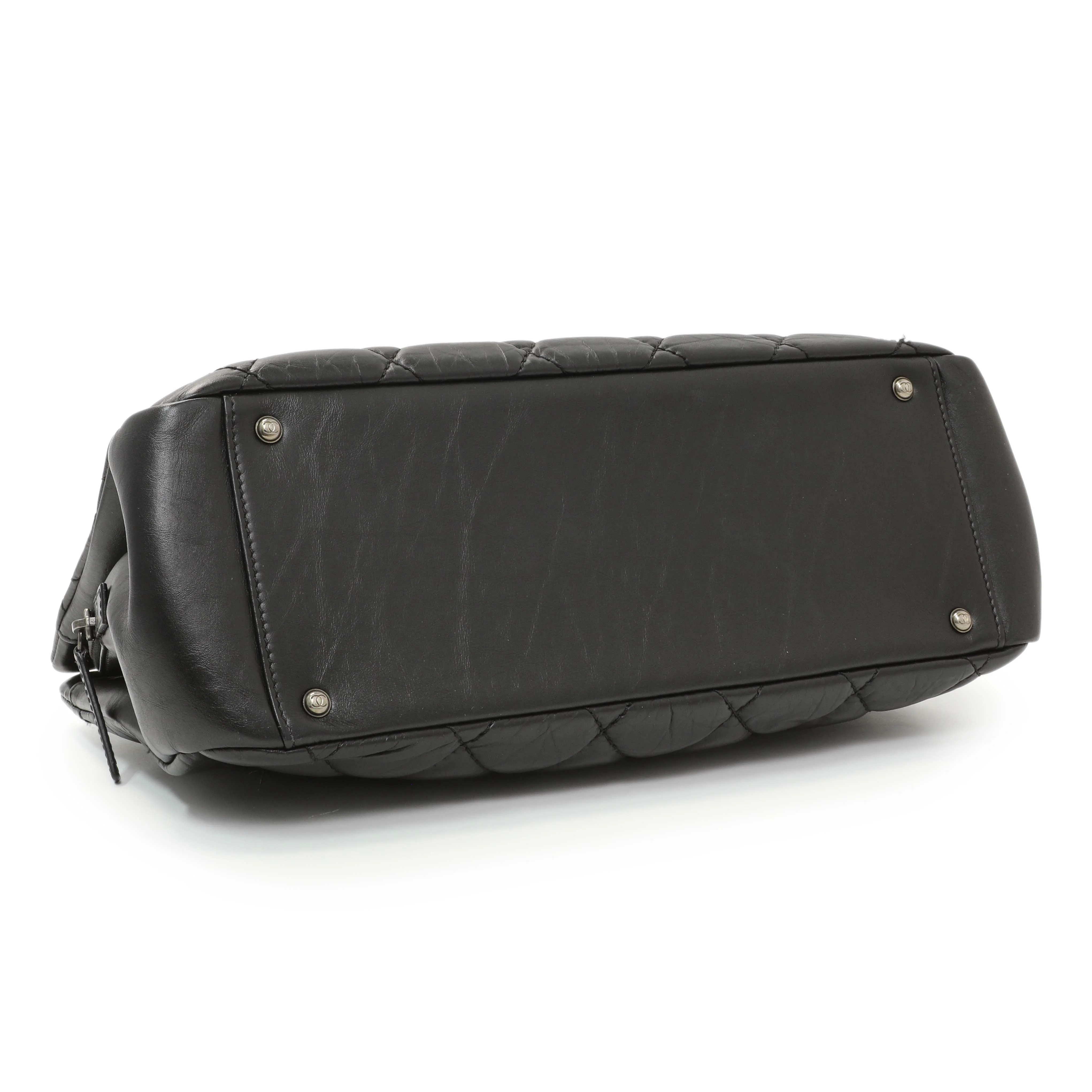 Chanel Black Quilted Aged Calfskin CC Crown Tote - Image 3
