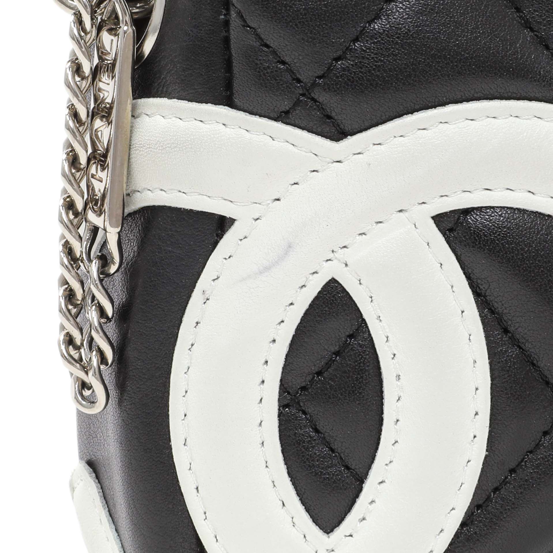 Chanel Black Quilted Calfskin Cambon Pochette - Image 7