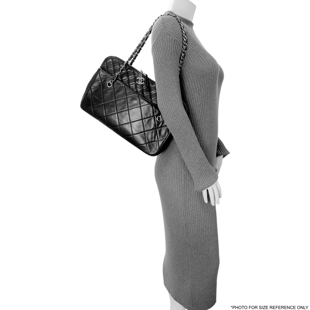 Chanel Black Quilted Calfskin In The Business Camera Bag - Image 8