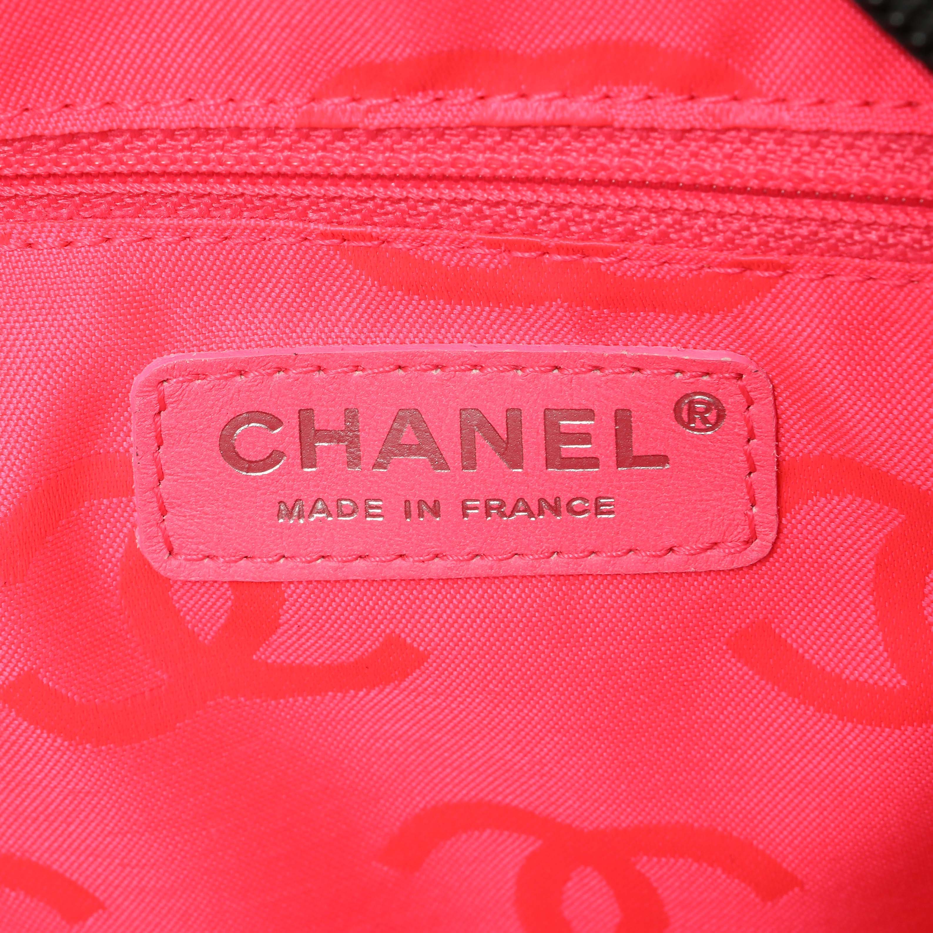 Chanel Black Quilted Calfskin Large Cambon Bowler - Image 5