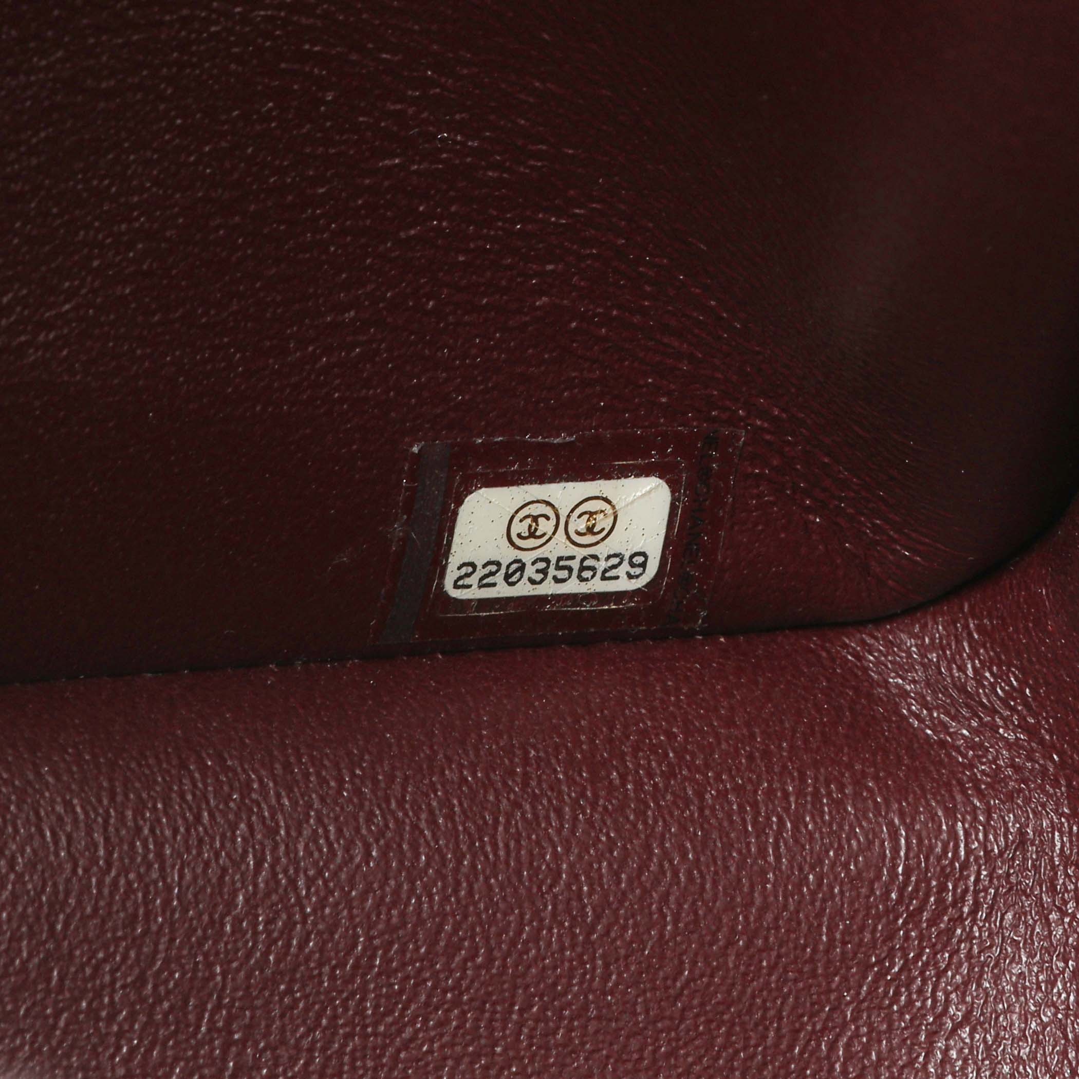 Chanel Black Quilted Caviar Jumbo Classic Double Flap - Image 7