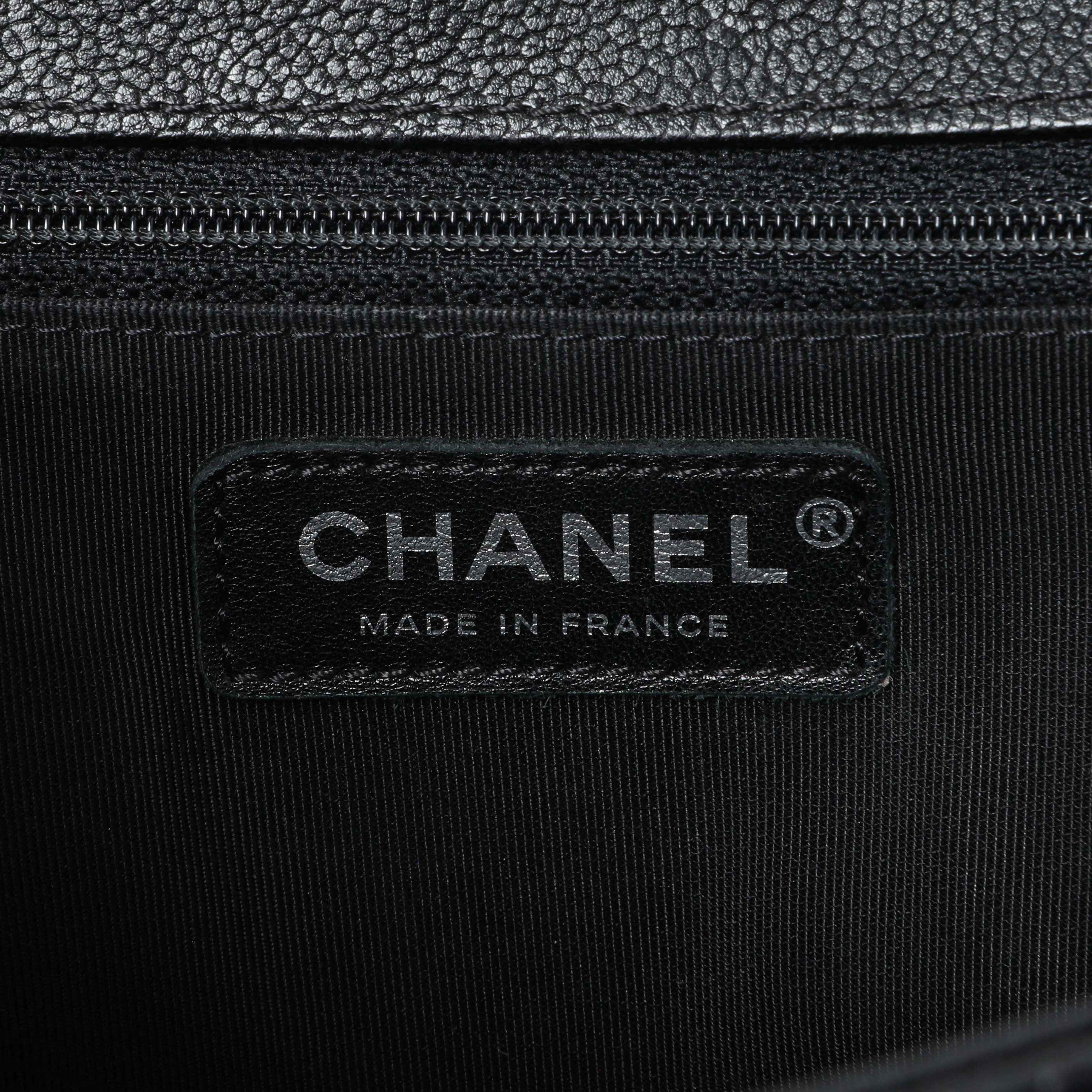 Chanel Black Quilted Caviar New Medium Boy Bag - Image 9